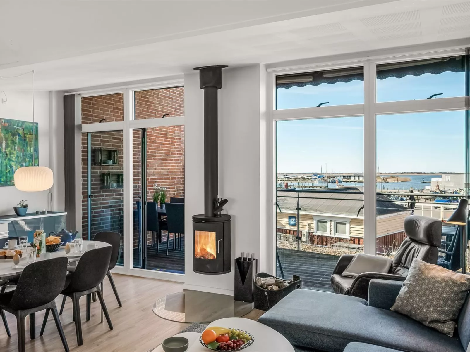 "Gustav" - 100m to the fjord-Binnen