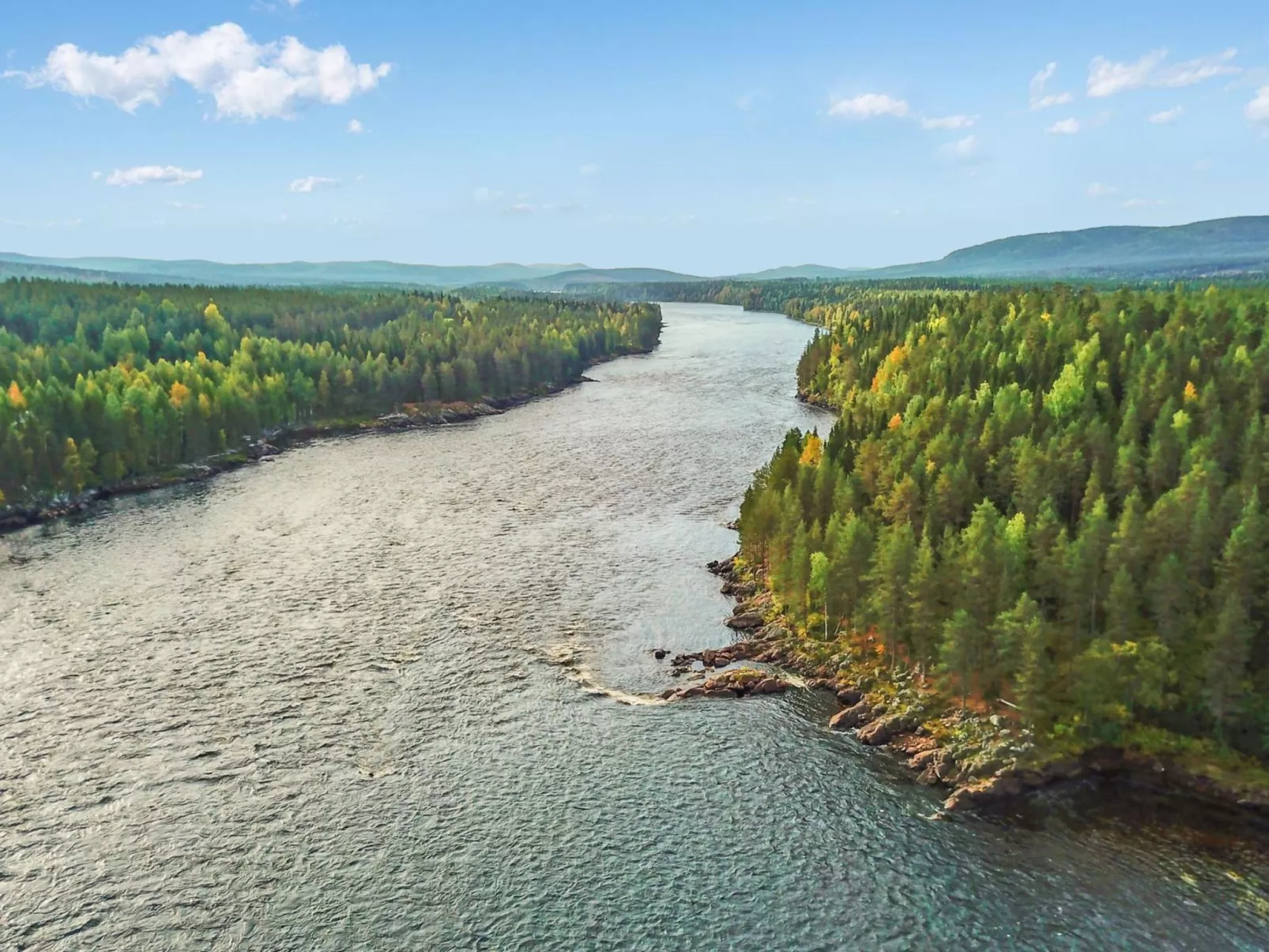 Lövgårdenin lohimaja-Binnen