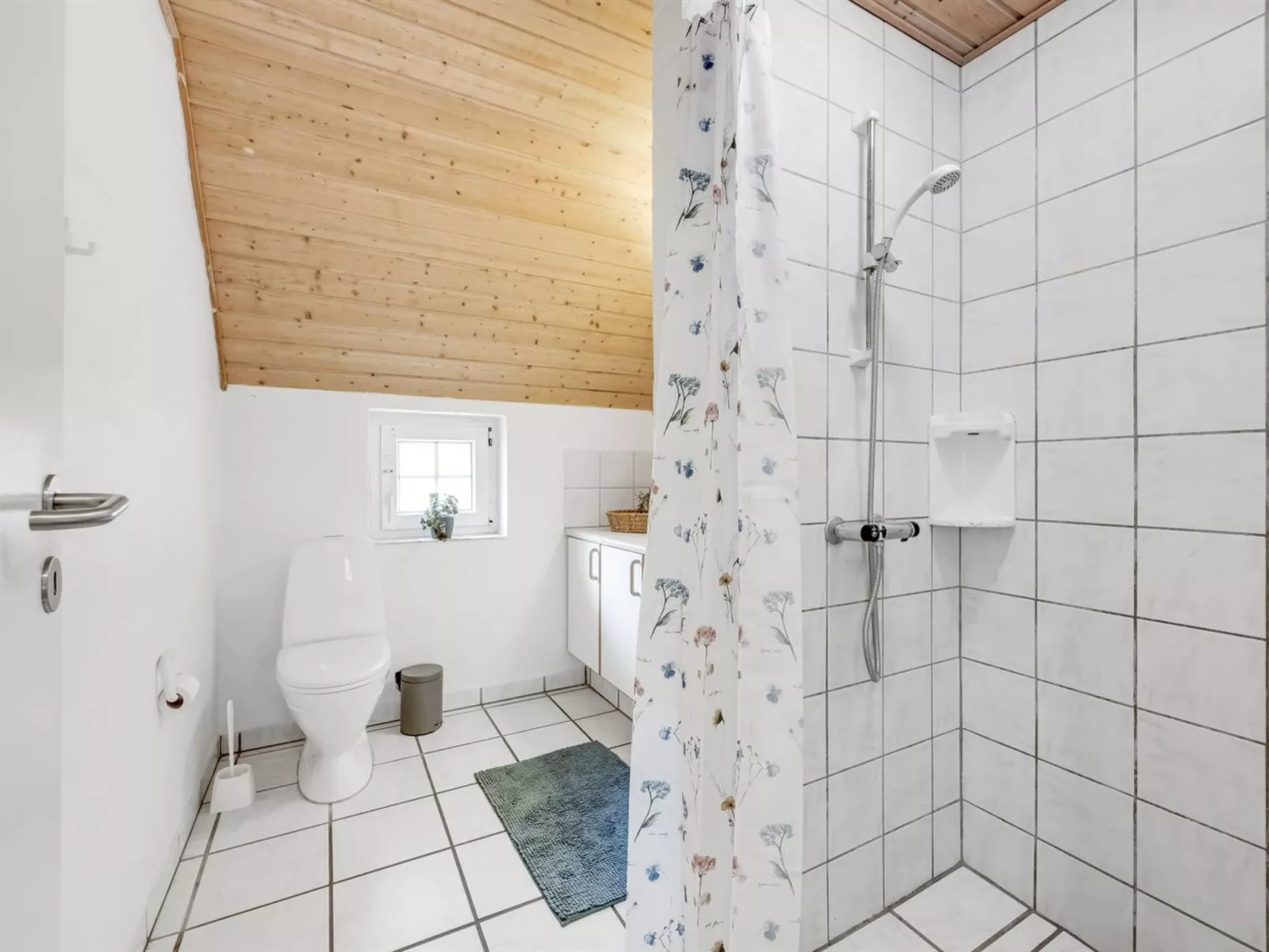 "Ulf" - 2km from the sea-Binnen