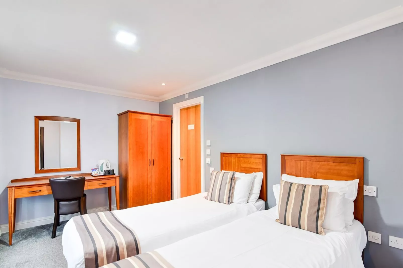 Standard Twin Room-Slaapkamer