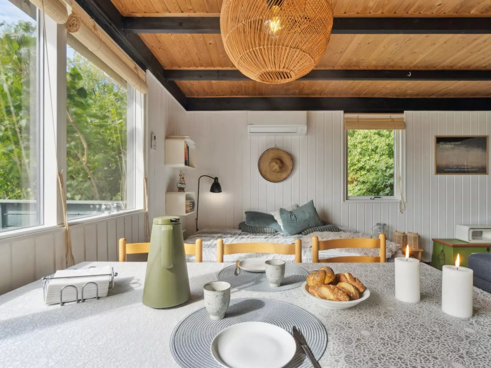 "Joon" - 100m from the sea-Binnen