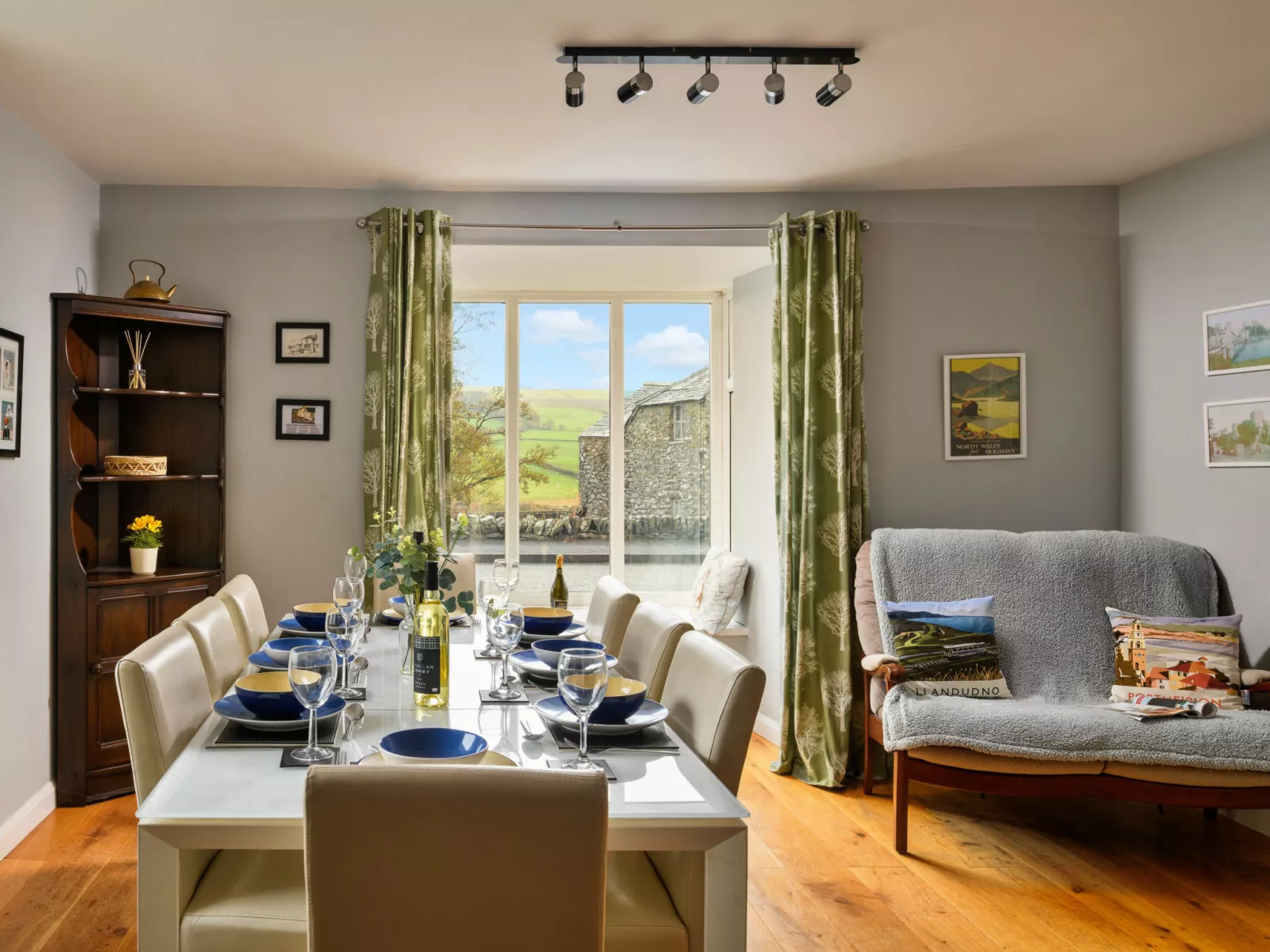 Bodlawen Holiday House - Edge of Snowdonia-Binnen