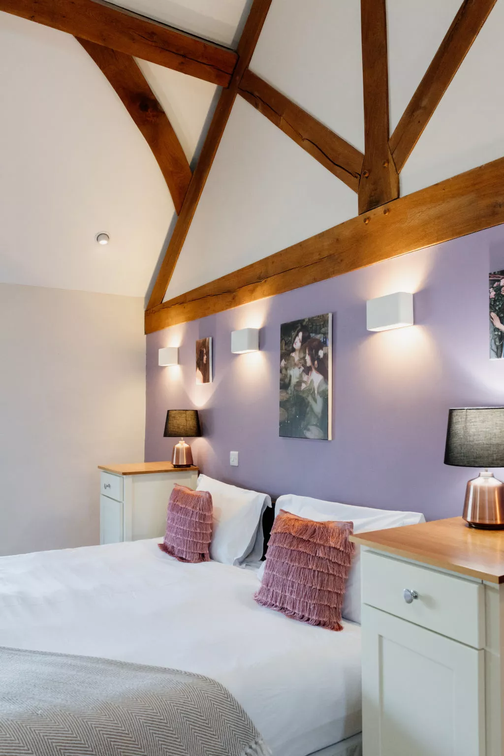 The Welsh Barn-Binnen