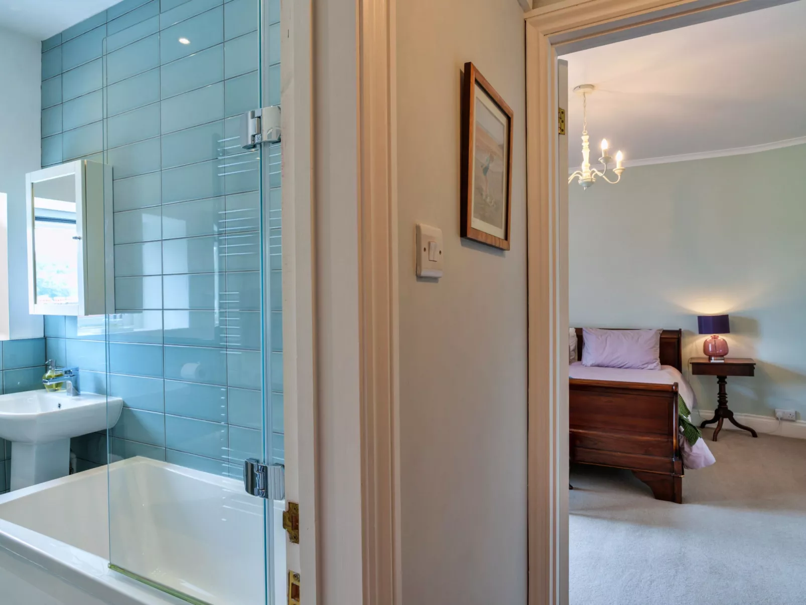 Hillside House-Binnen