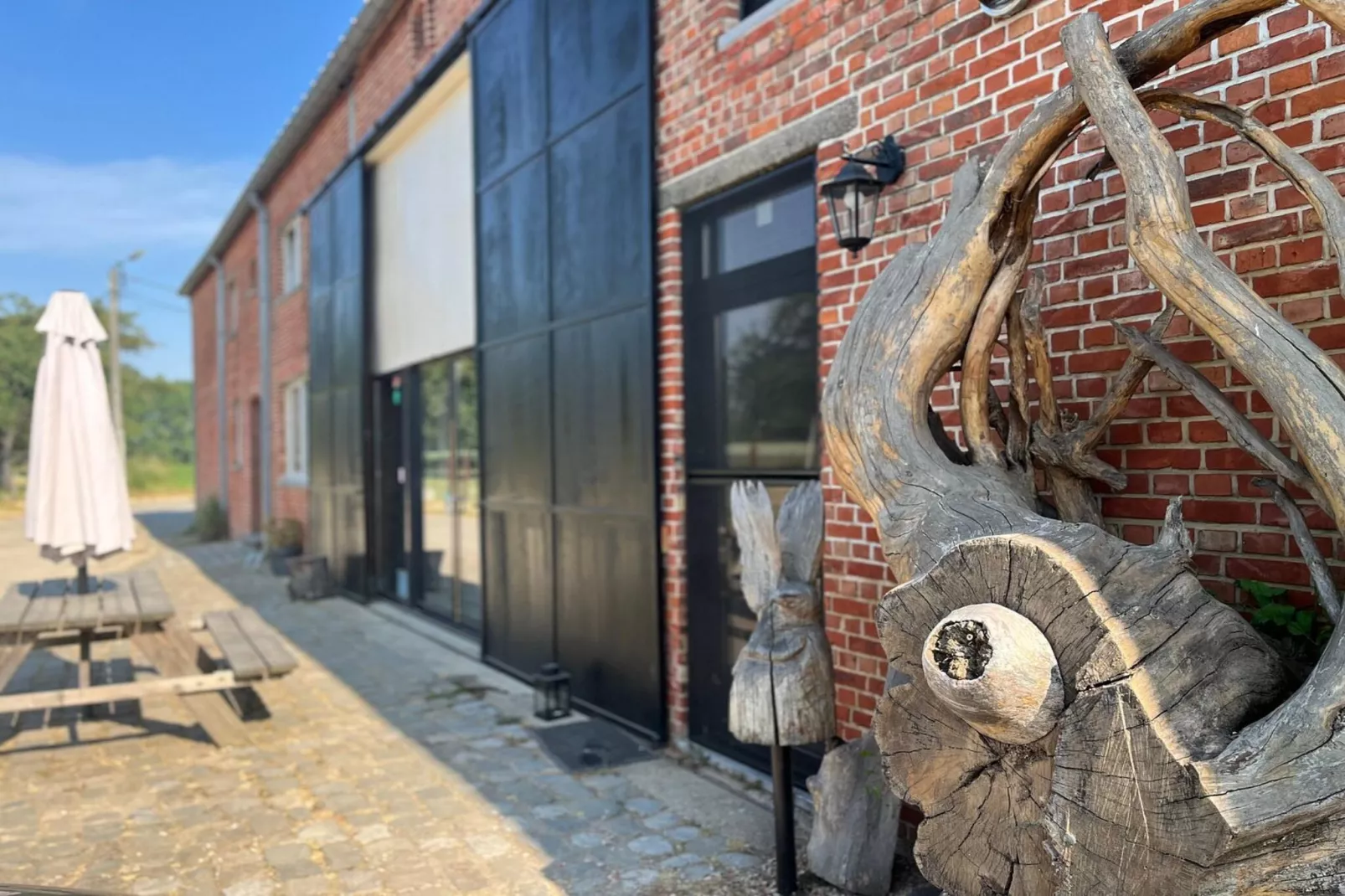 De Smishoeve volledig - met wellness-Buitenkant zomer