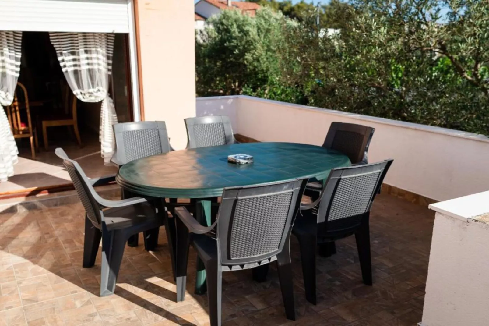 One Bedroom Apartment With Terrace (A1)-Niet-getagd