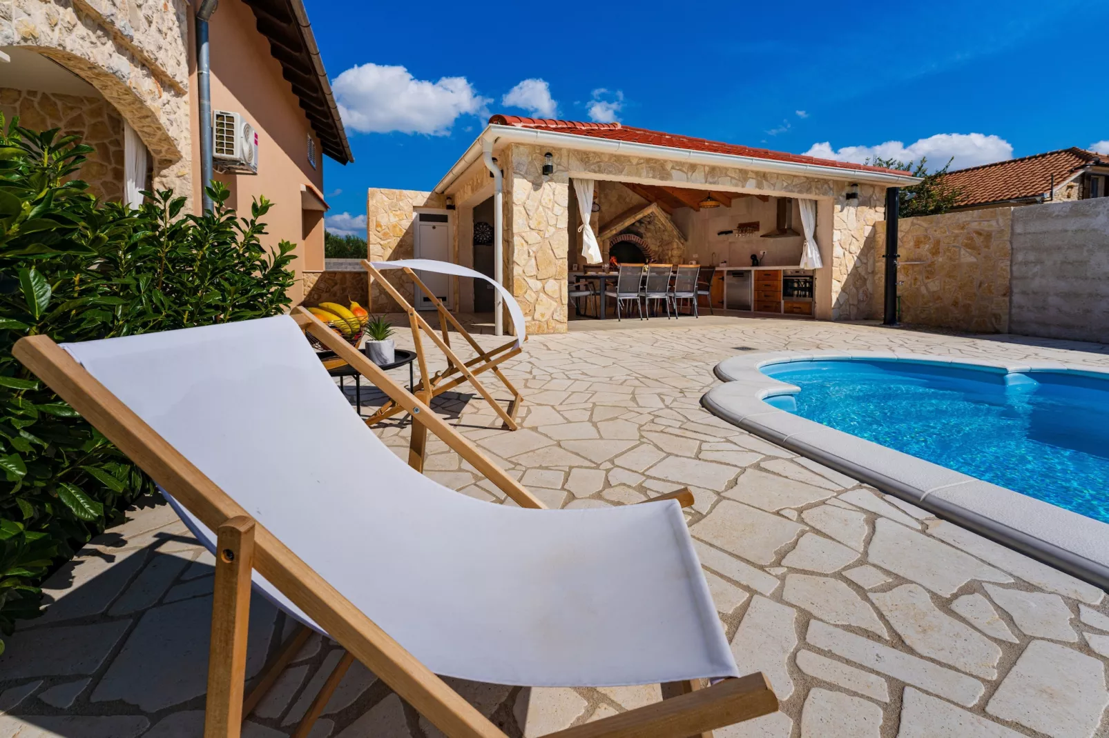 Holiday home Briscola-Terrasbalkon