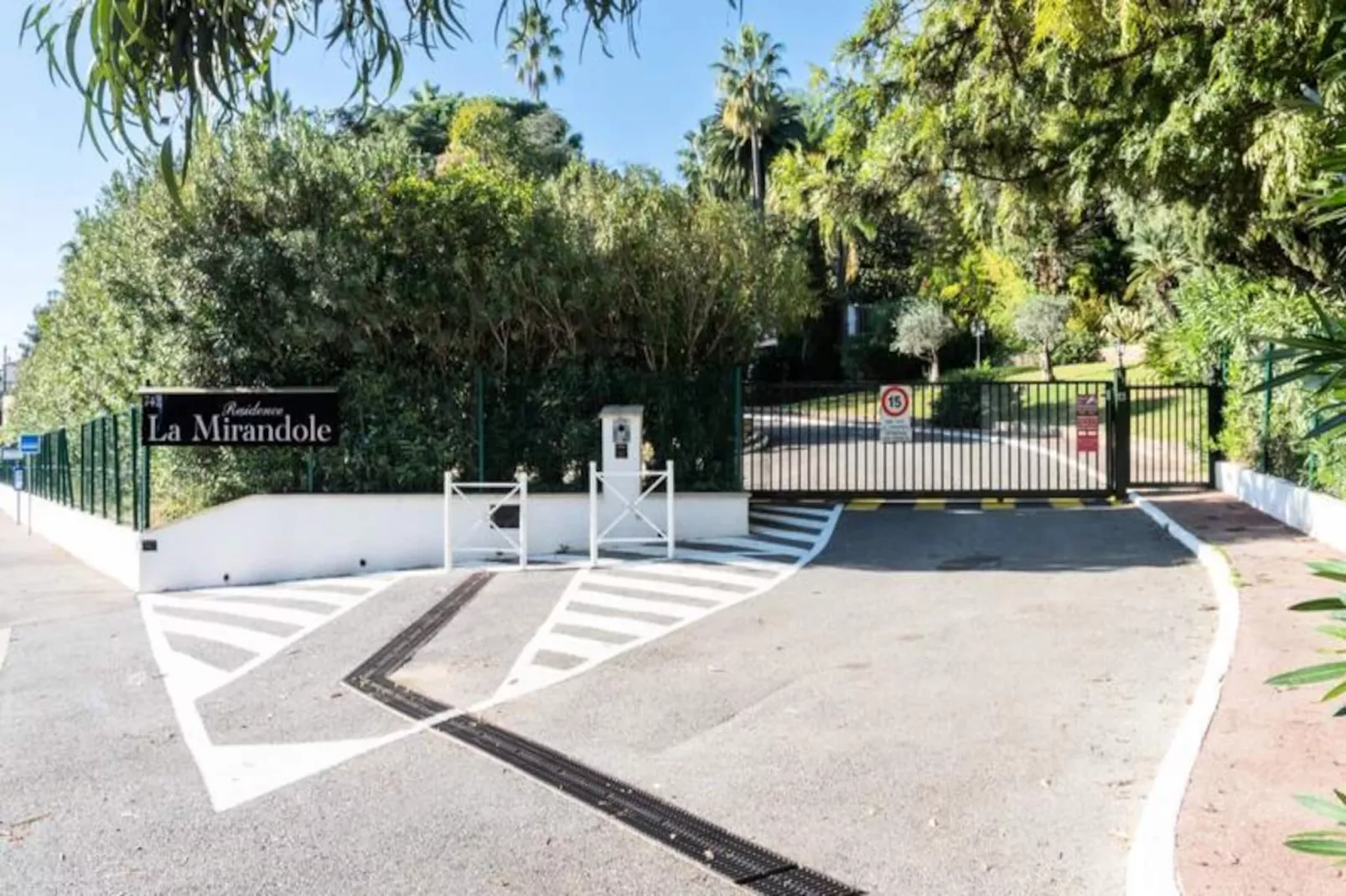 Résidence C&ocirc;te D&rsquo;azur, Vue Mer, Tennis, Plage-Niet-getagd