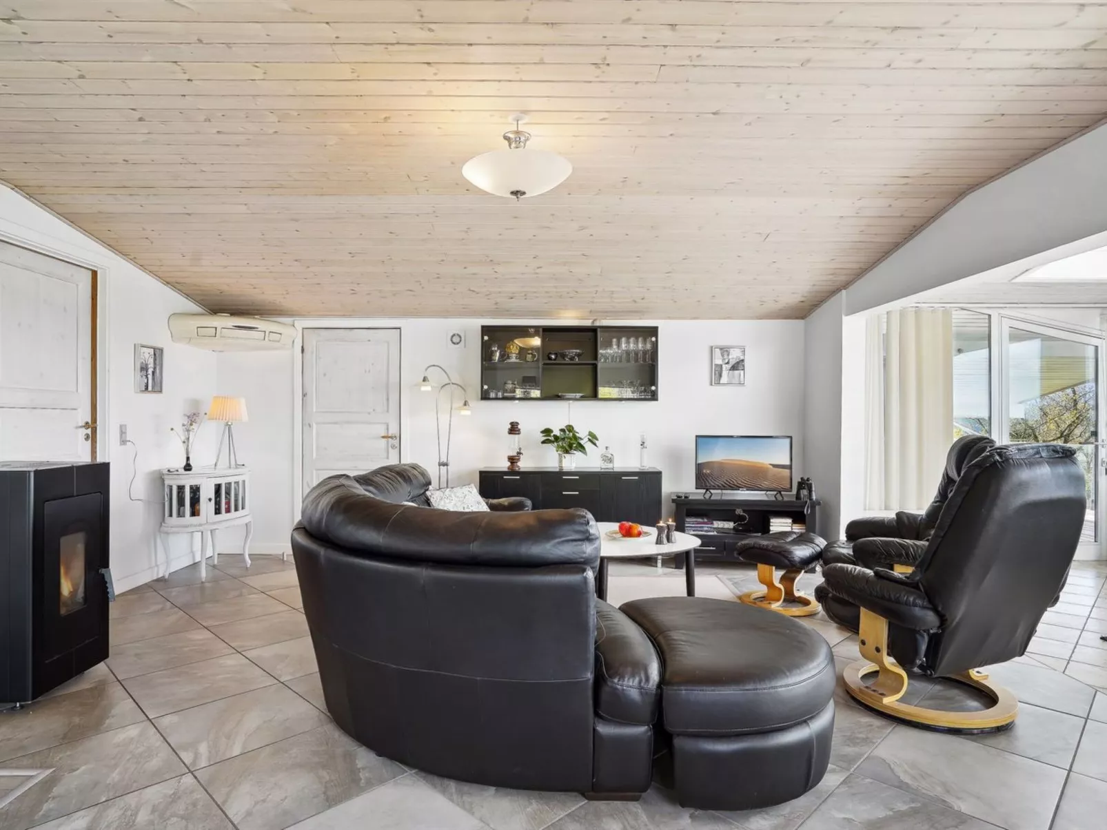 "Annabeth" - 300m to the fjord-Binnen