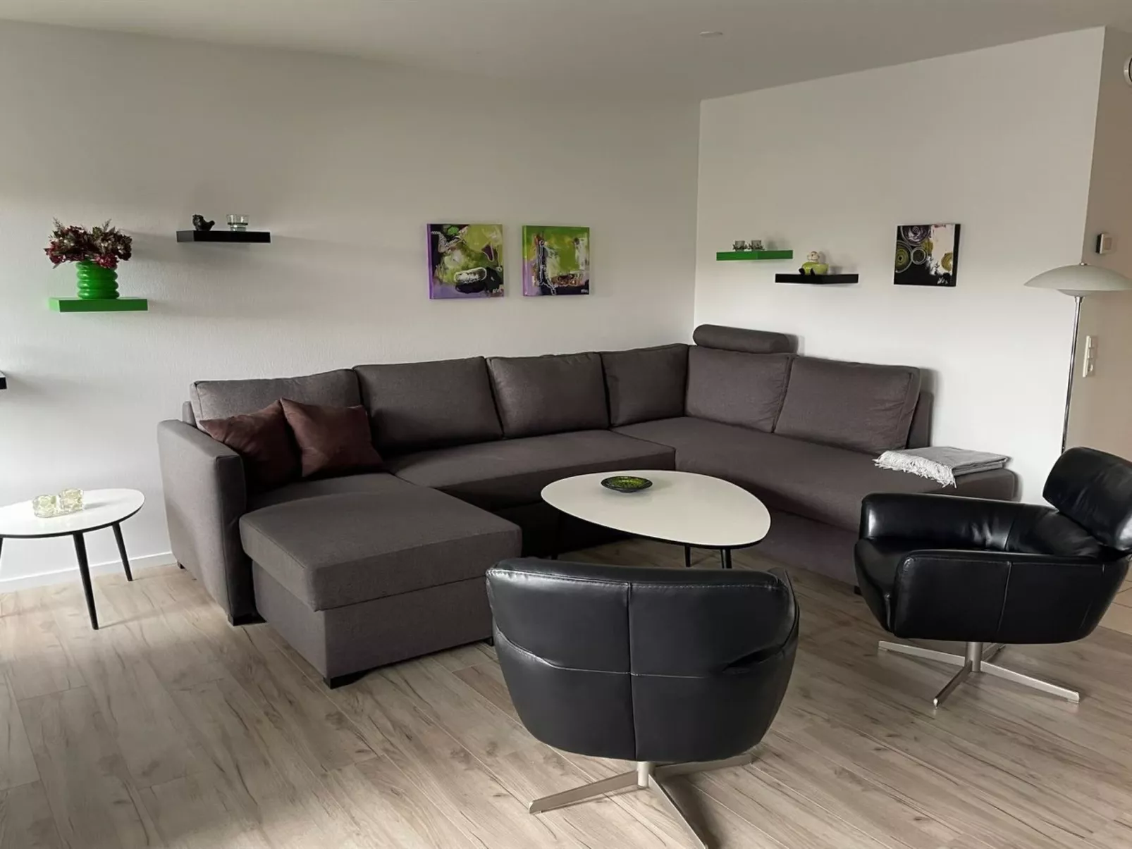 "Allyson" - 450m from the sea-Binnen