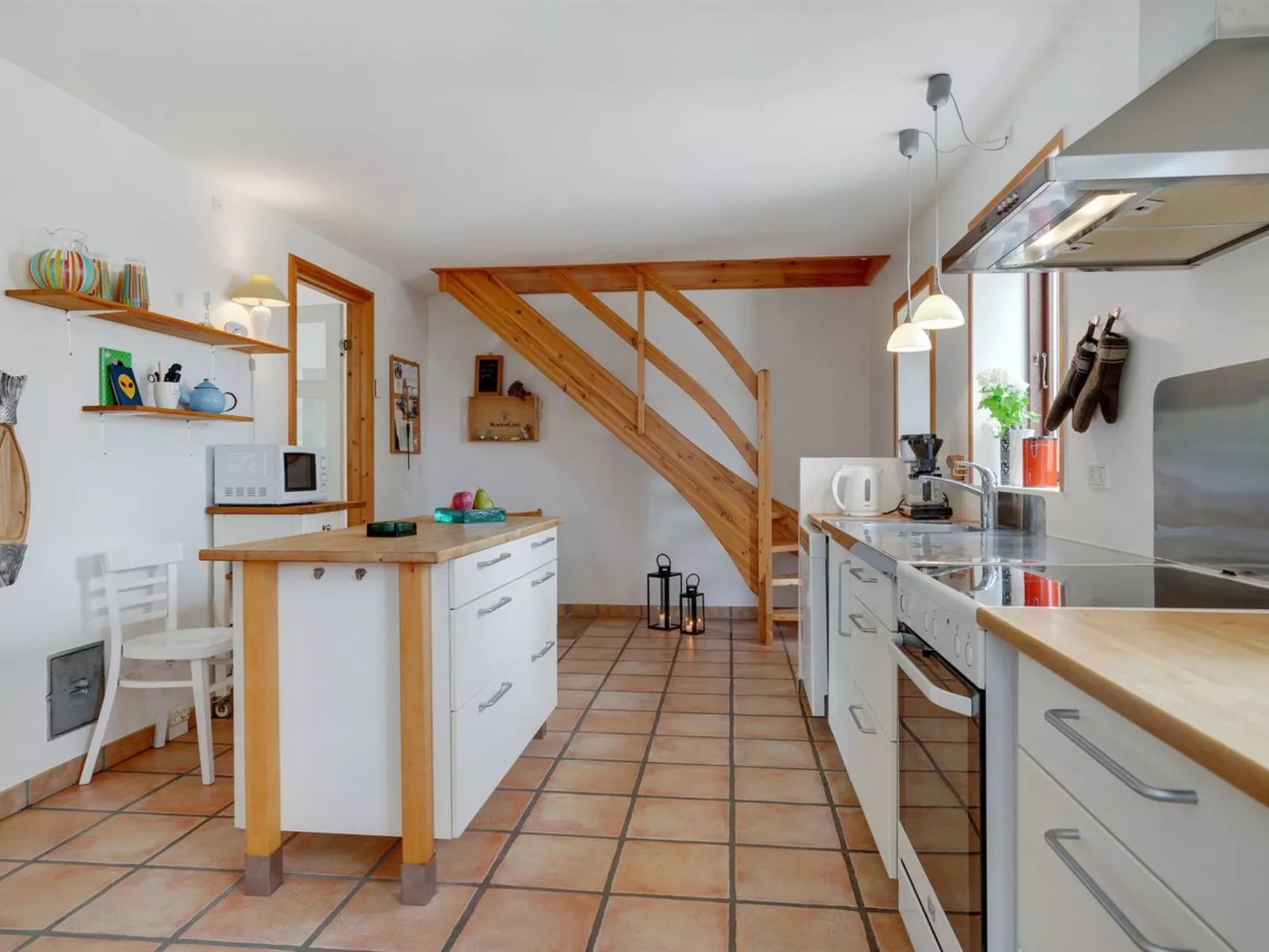 "Eivi" - 150m from the sea-Binnen