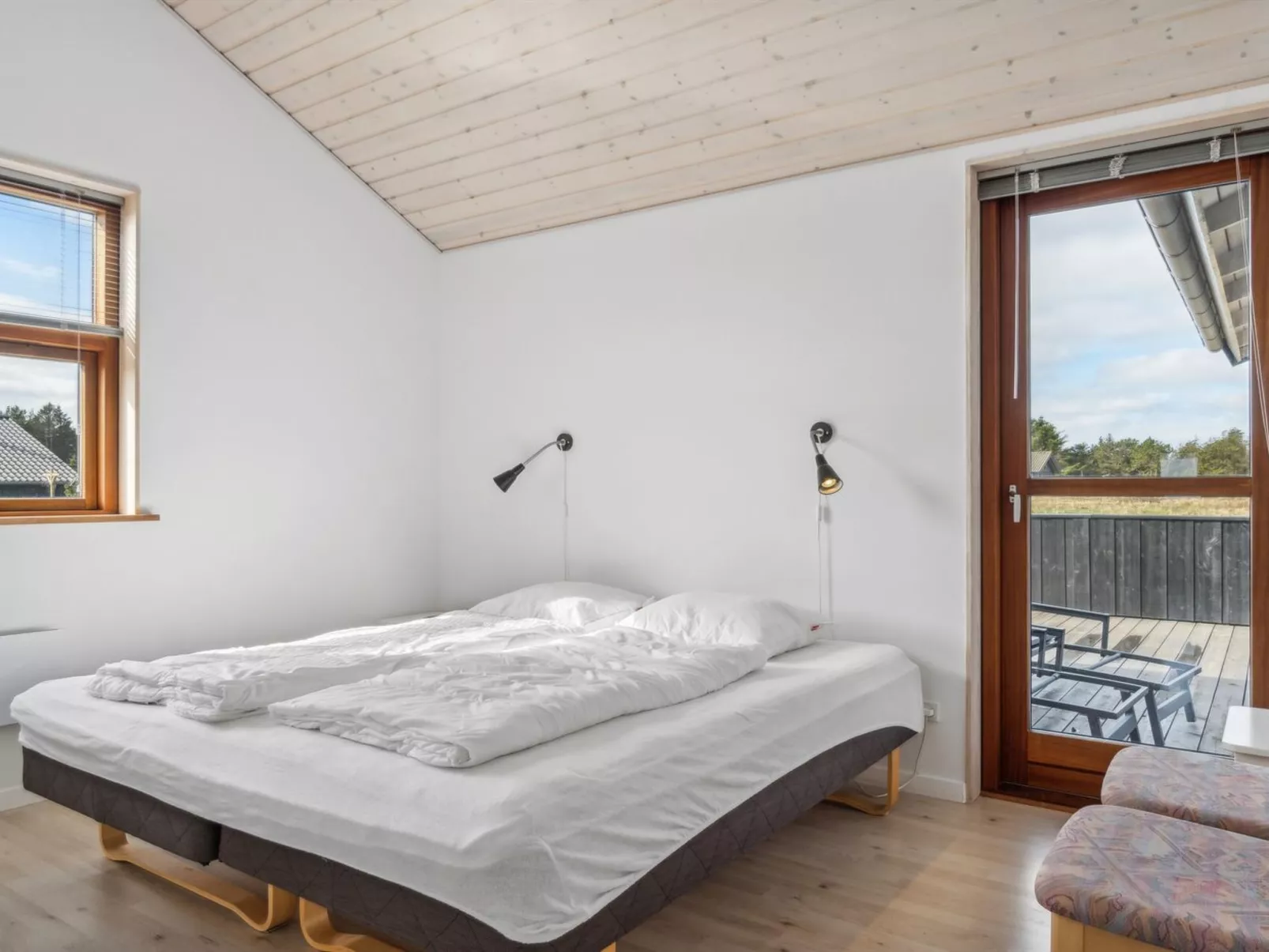 "Finna" - 1km from the sea-Binnen