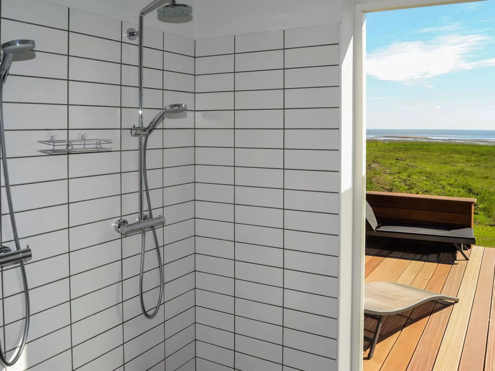 "Rudolf" - 95m from the sea-Binnen