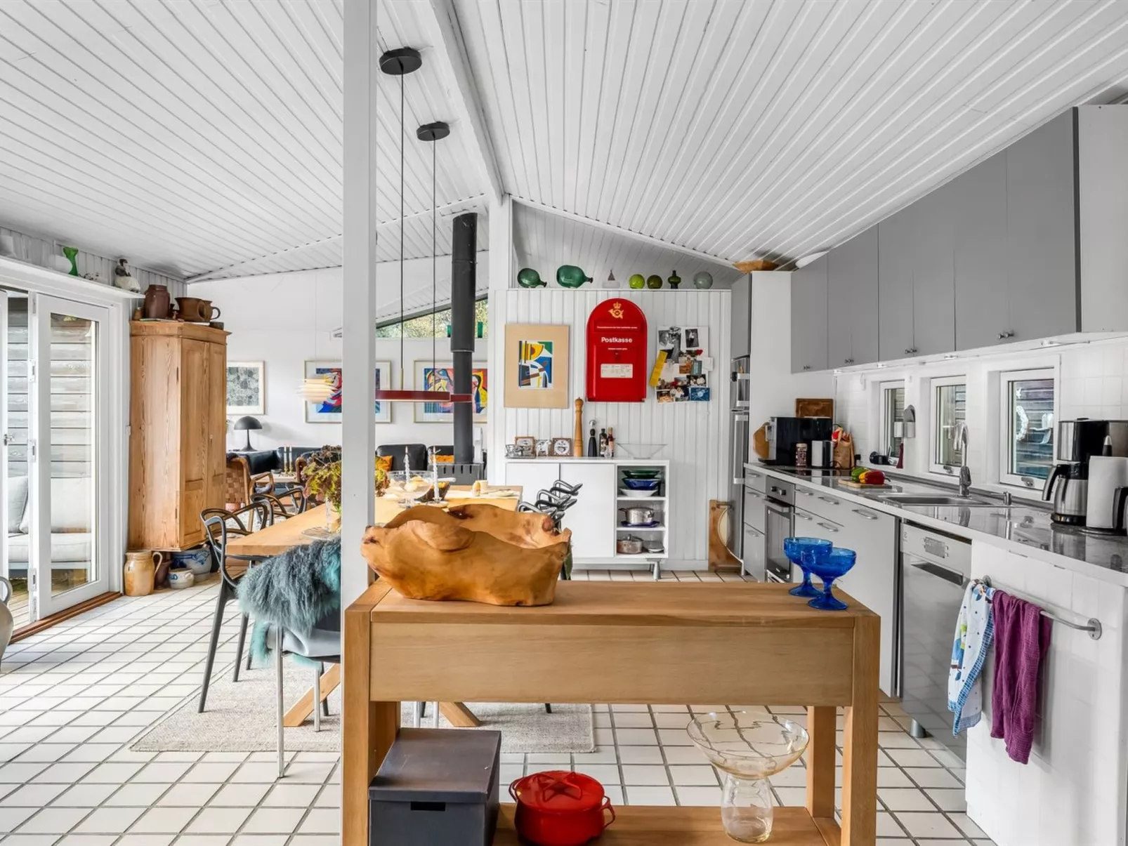 "Linnea" - 1km from the sea-Binnen