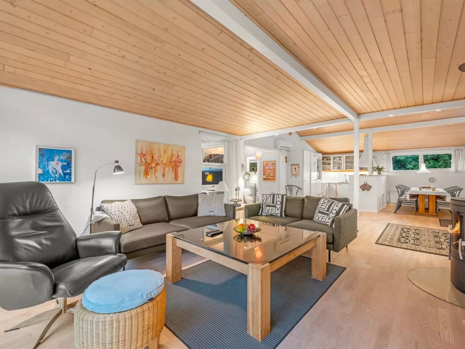 "Emmanuela" - 700m to the fjord-Binnen