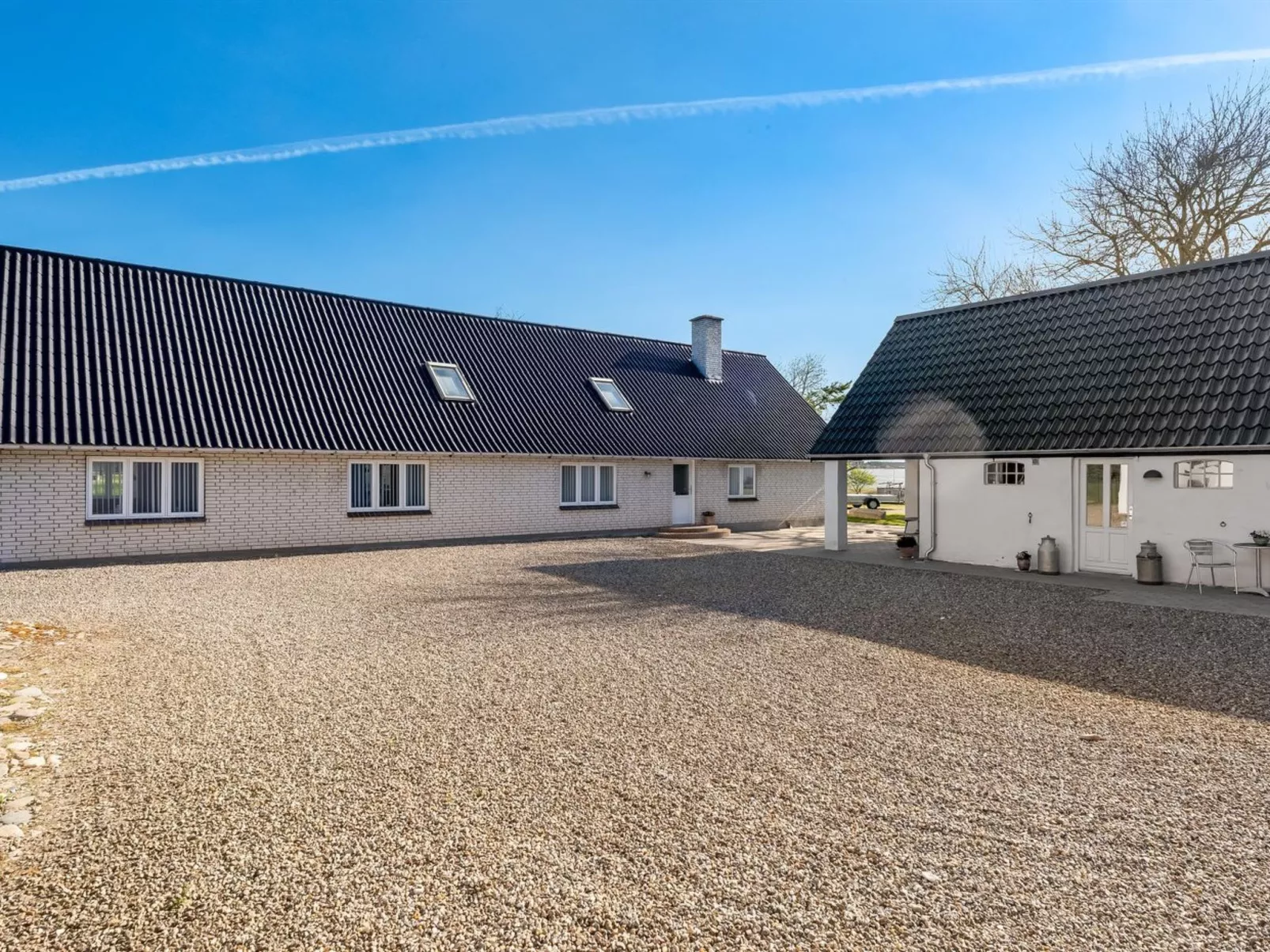 "Kara" - 100m to the fjord-Buiten