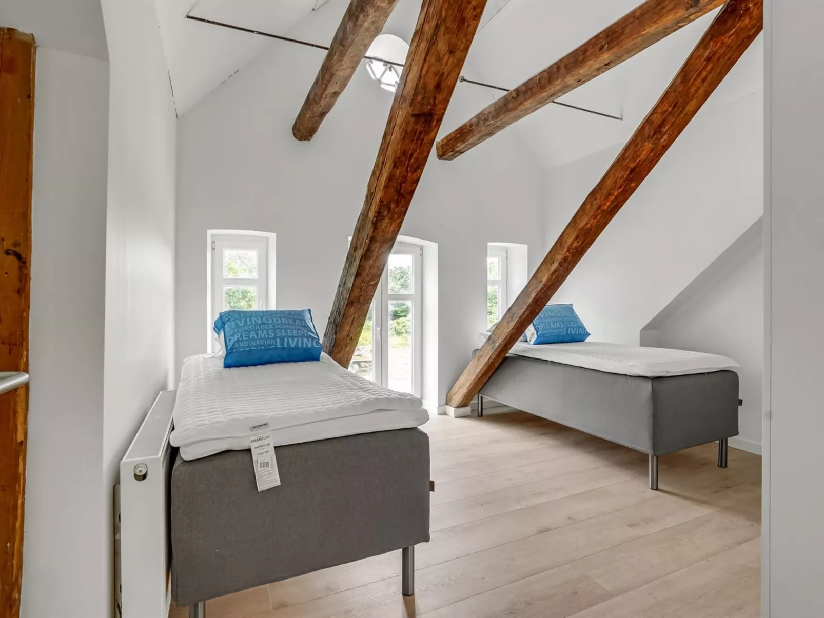 "Niki" - 15km from the sea-Binnen