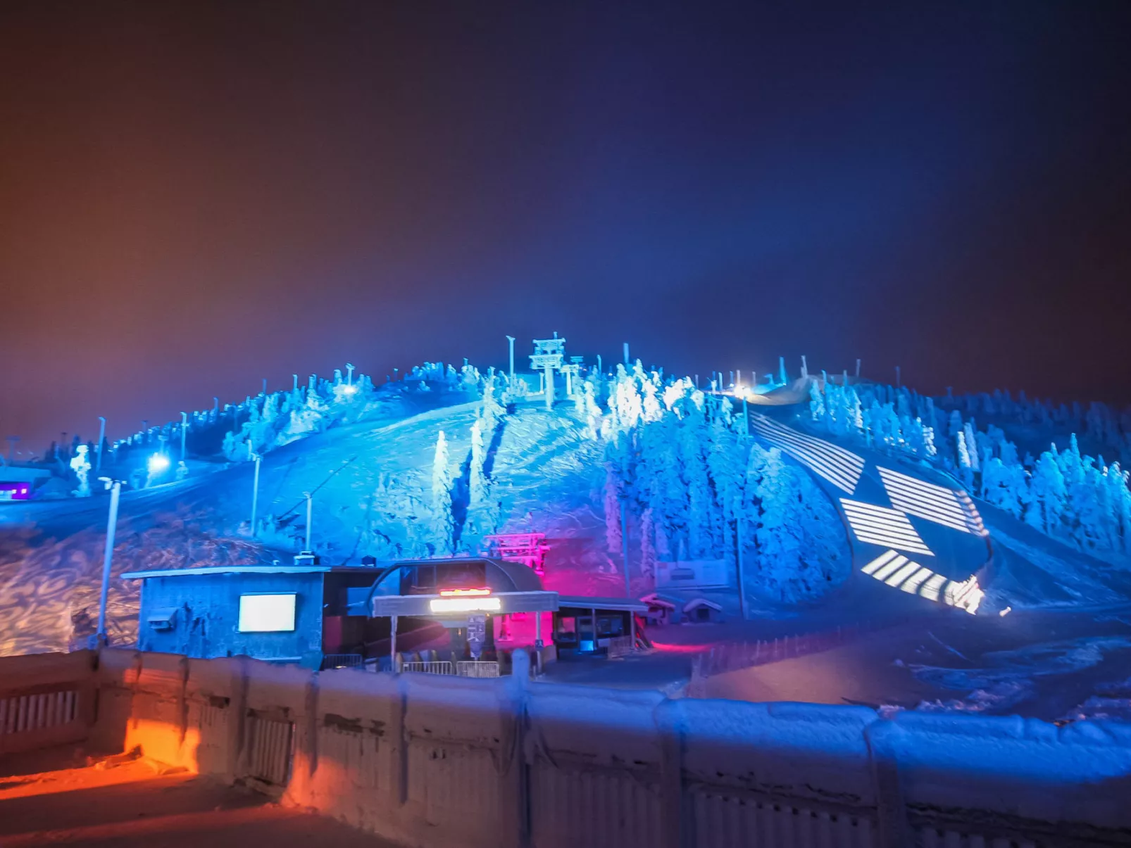 Rukan taikavuosselin helmi 8 a-Binnen