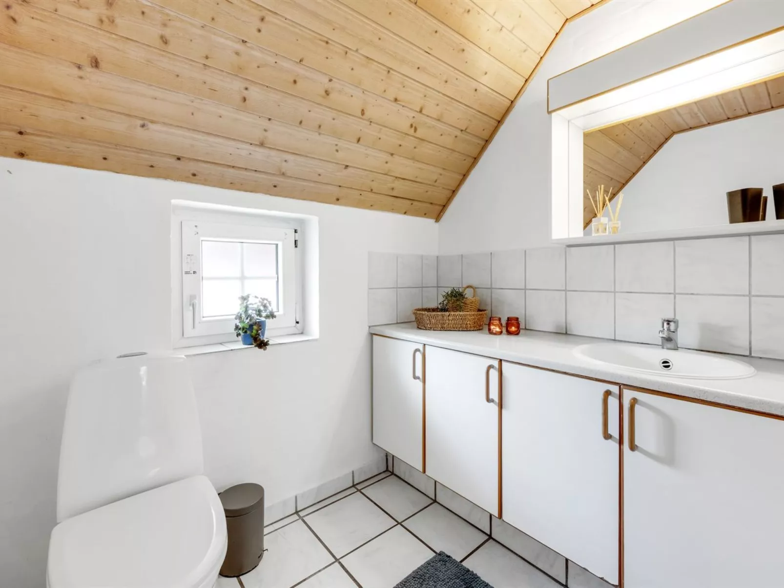 "Ulf" - 2km from the sea-Binnen