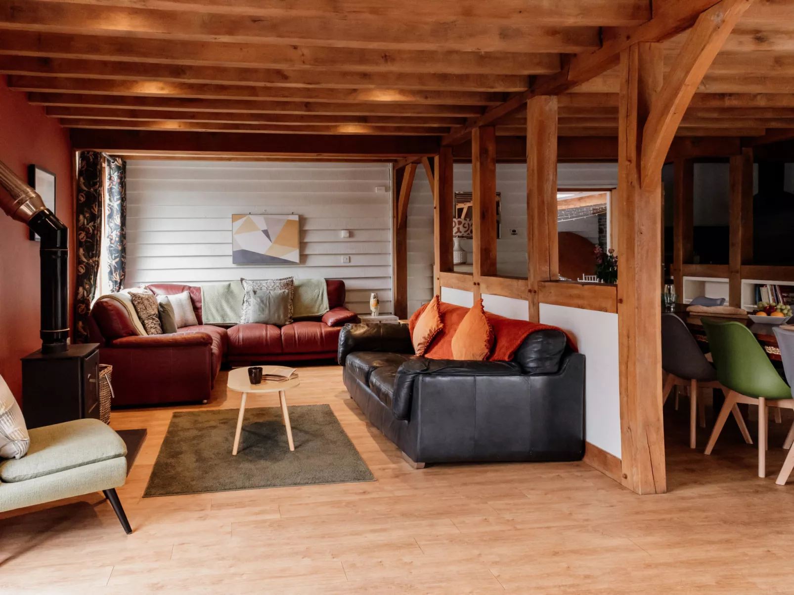 The Welsh Barn-Binnen