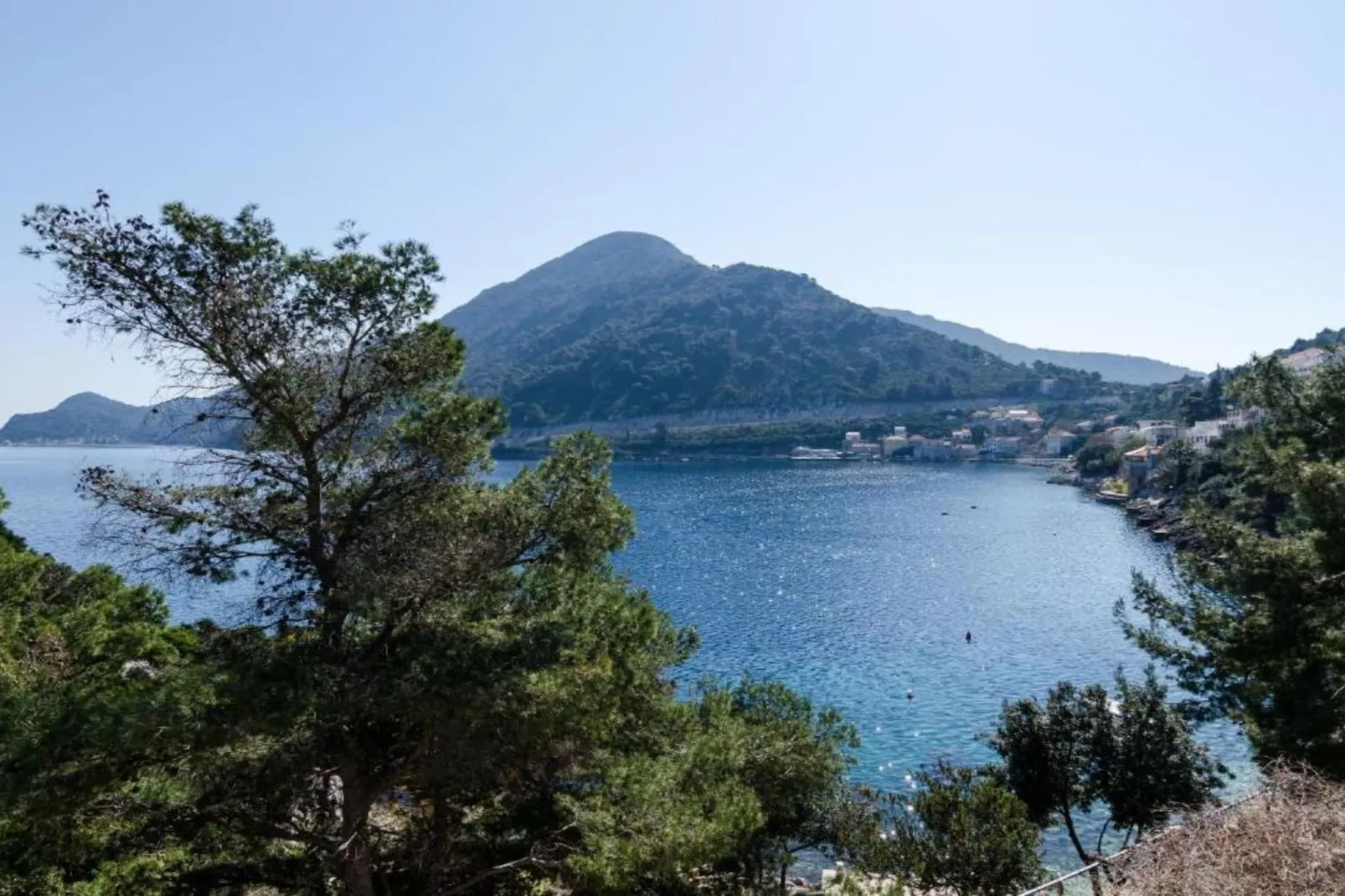 Guest House Sobra 38 - Double Room  with Garden View  3-Buitenlucht