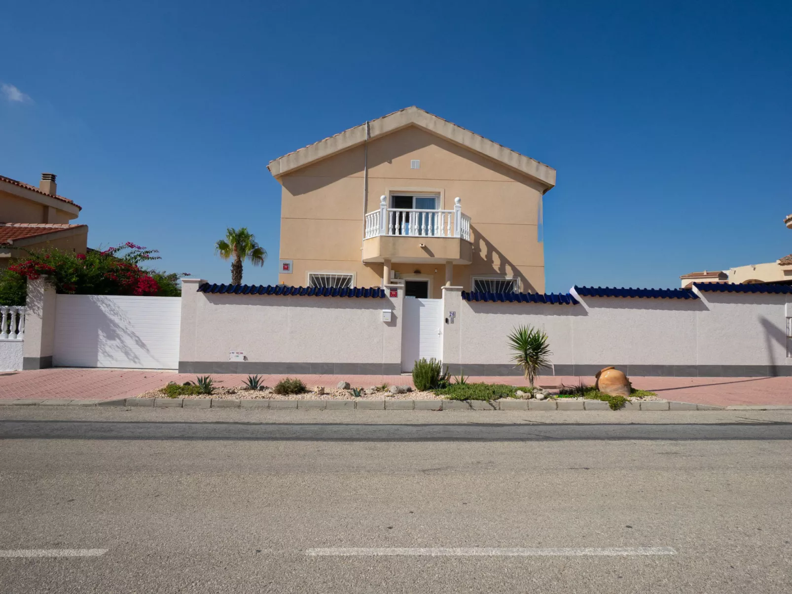 Villa Recorral-Buiten