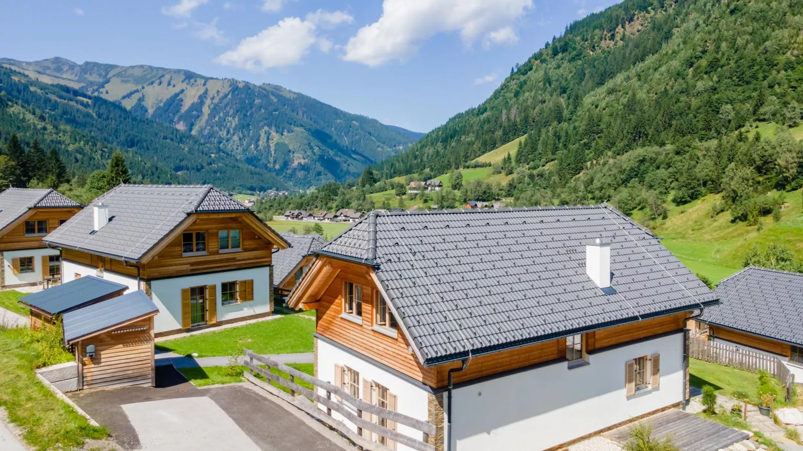 Im grünen Herzen-Buitenkant zomer