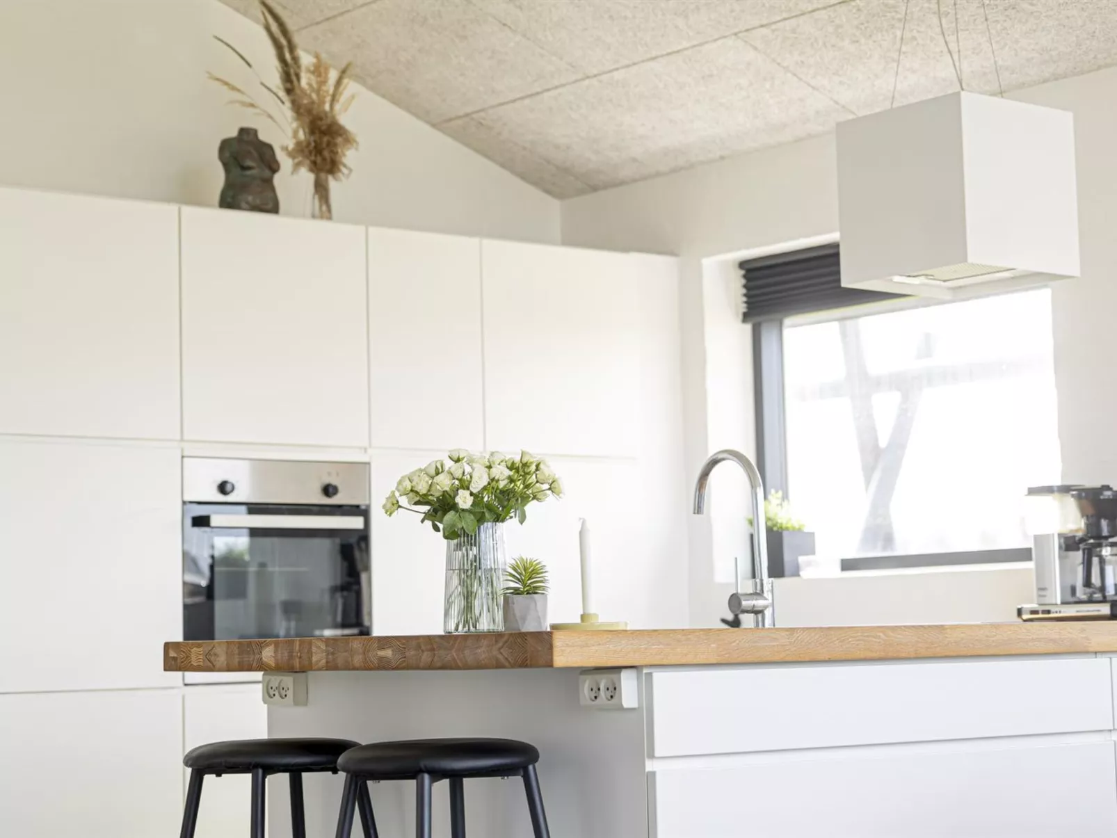 "Volfgang" - 250m from the sea-Binnen