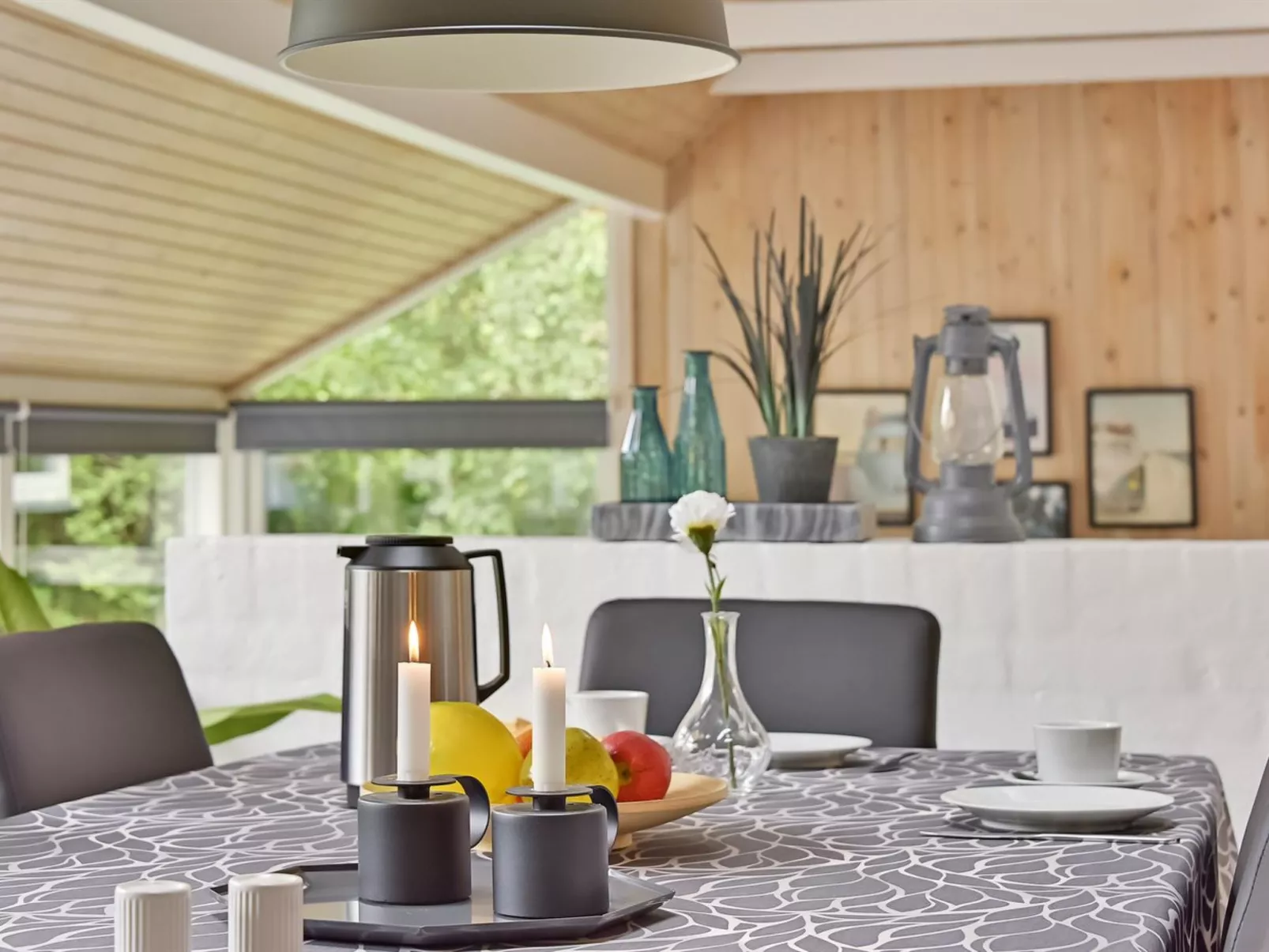 "Ellanor" - 1km from the sea-Binnen