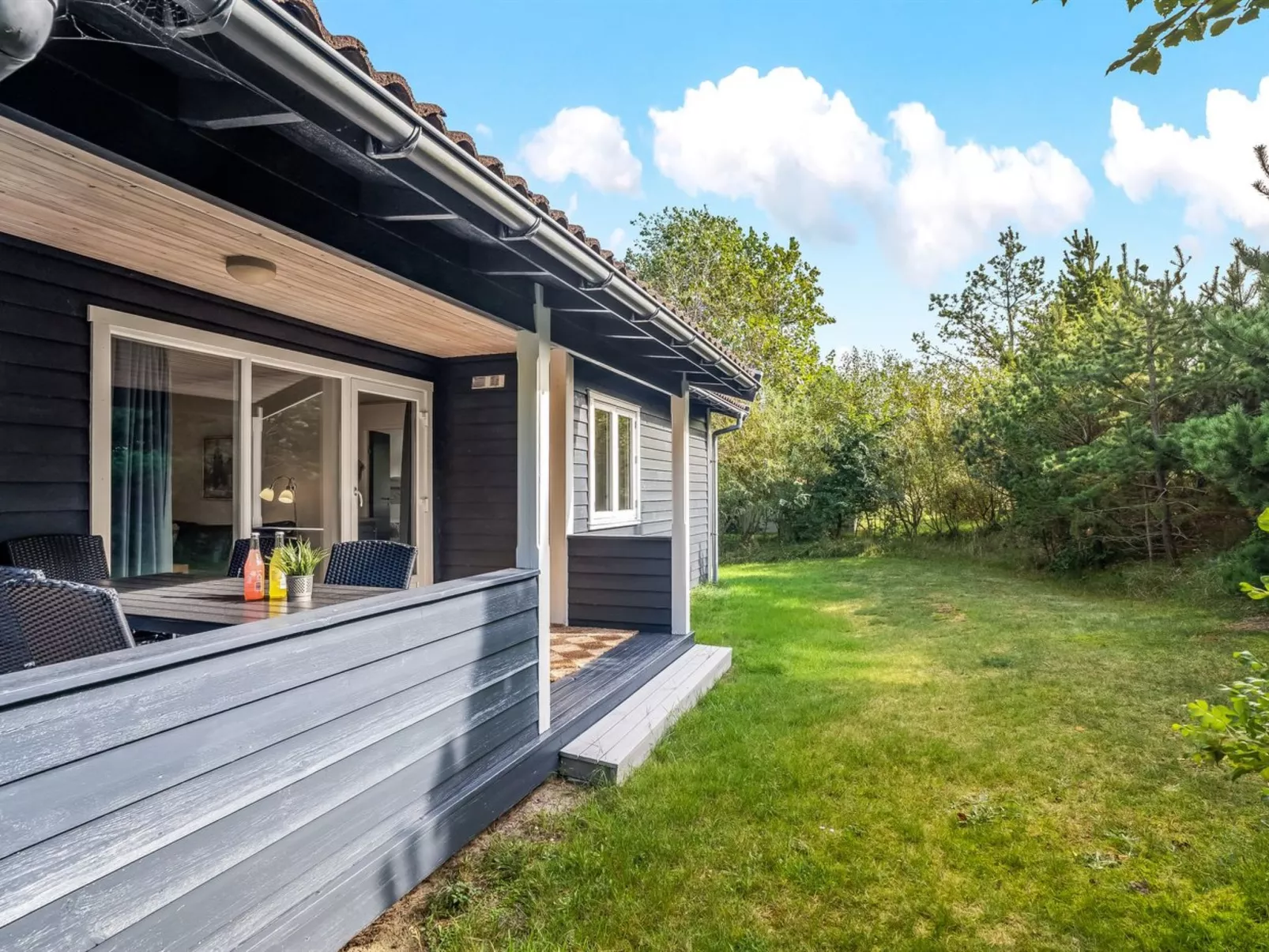 "Lökea" - 800m from the sea-Buiten