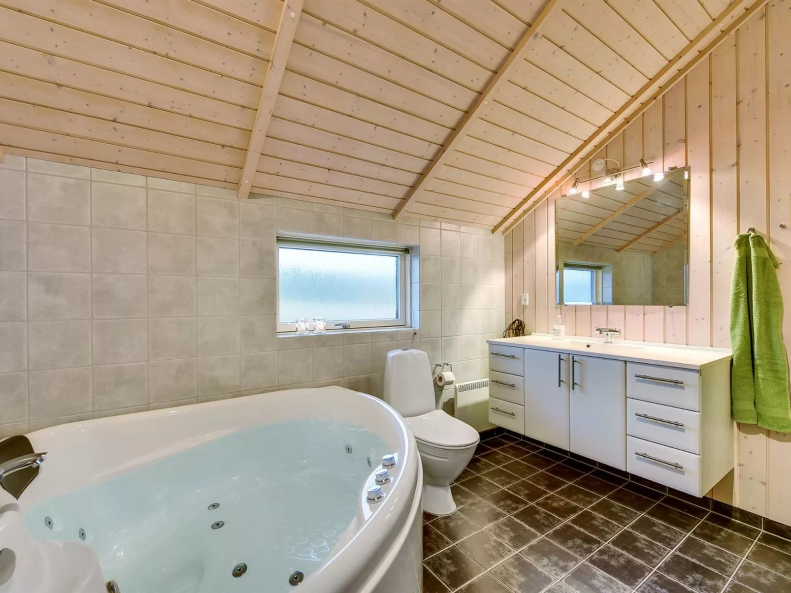 "Christan" - 1.2km from the sea-Binnen