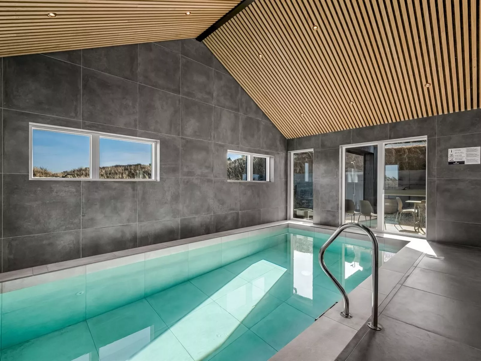 "Maximiliane" -  from the sea-Buiten