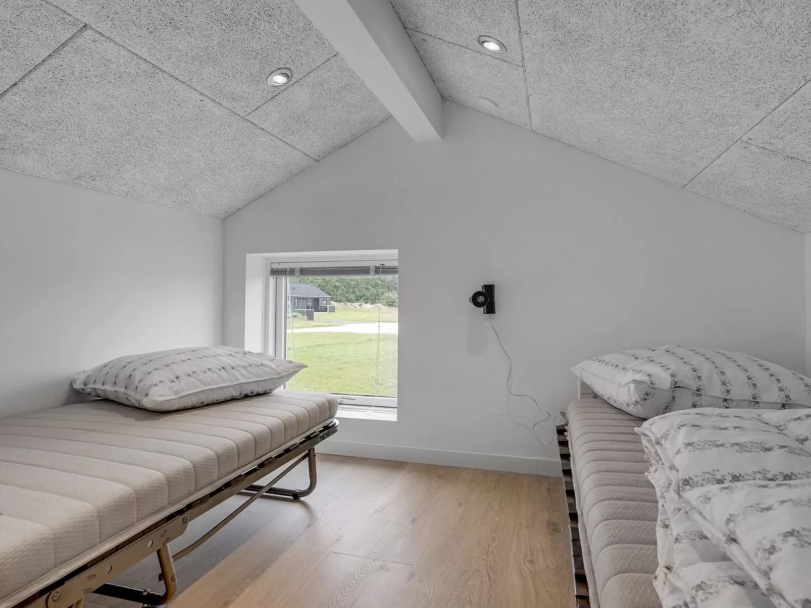 "Dwerg" - 1.5km from the sea-Binnen