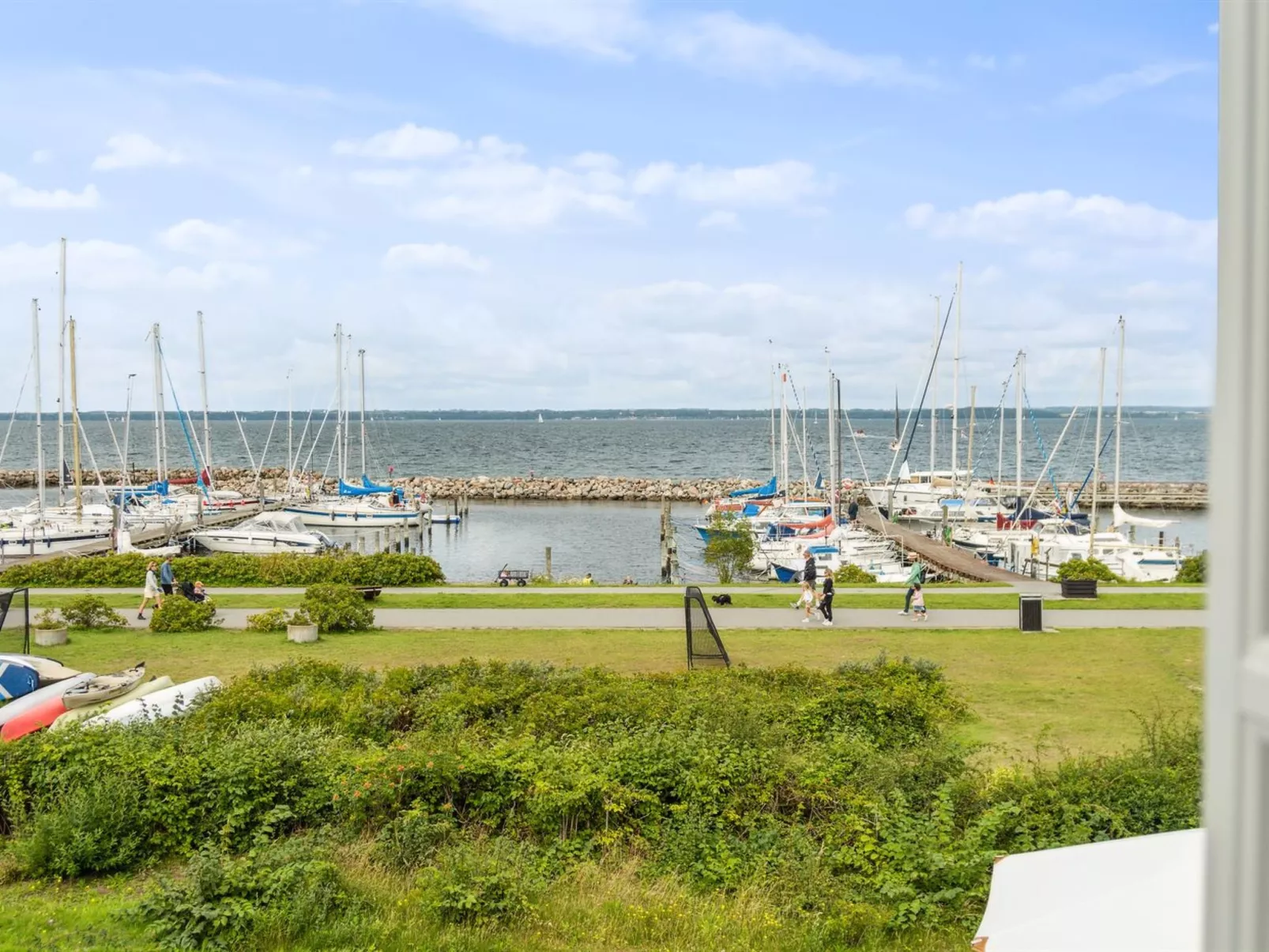 "Merete" - 50m from the sea-Buiten