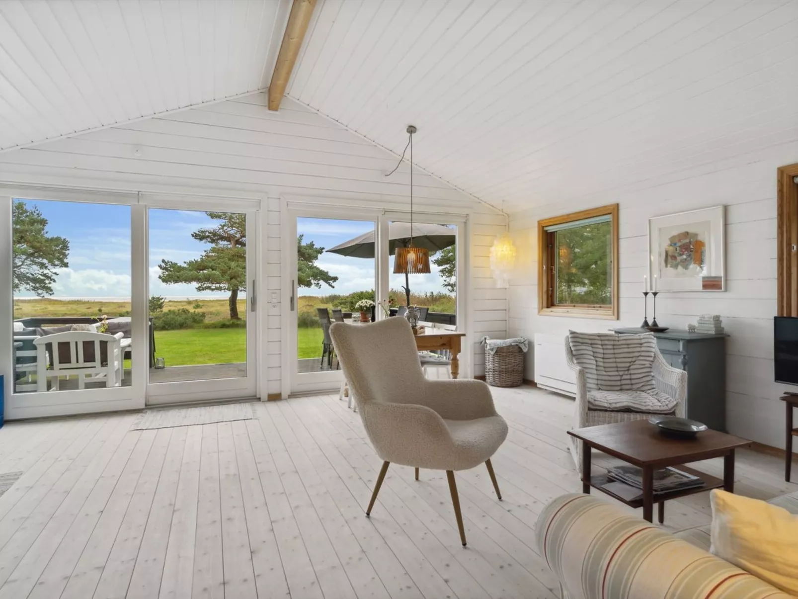 "Lycka" - 3km from the sea-Binnen