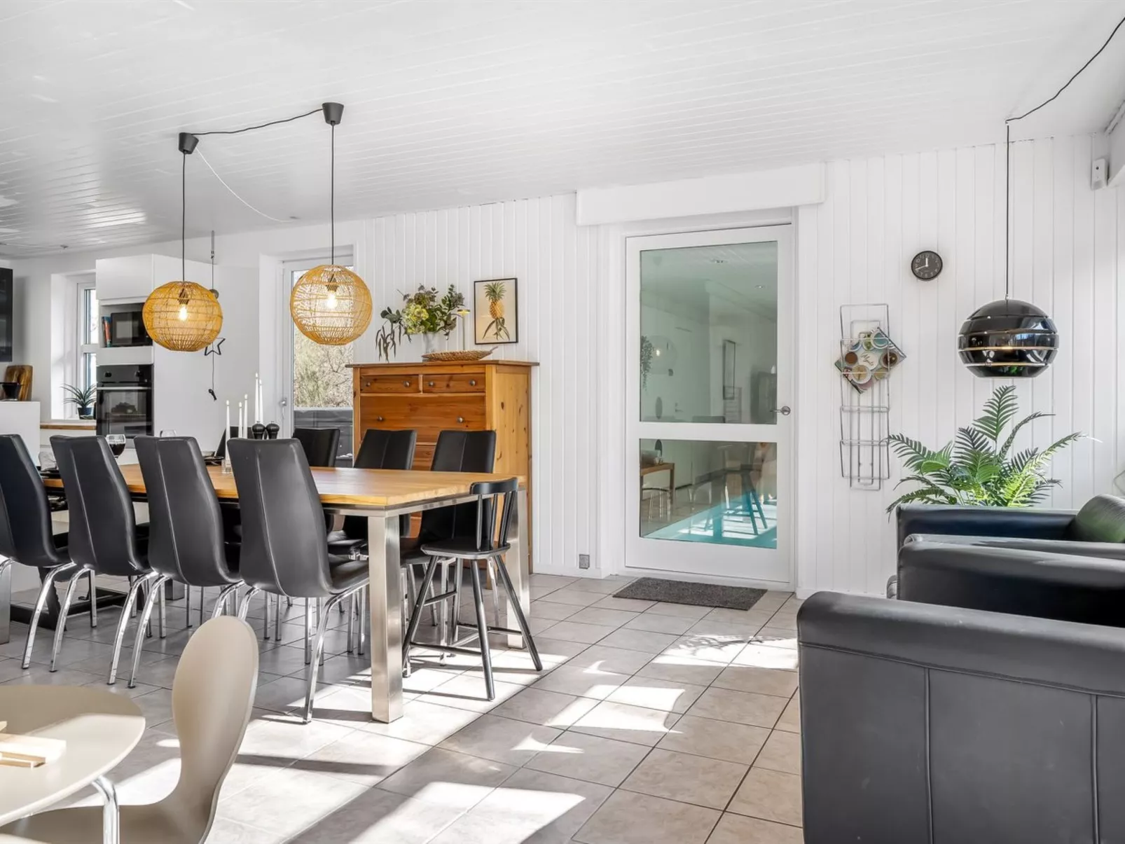 "Karmen" - 250m to the fjord-Binnen