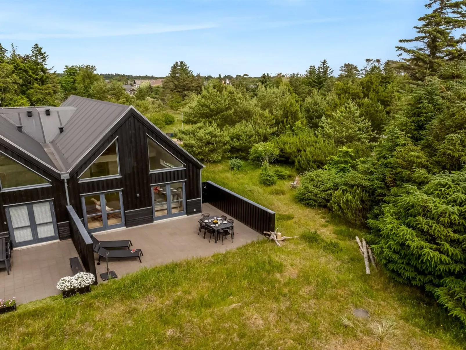 "Anelle" - 2.5km from the sea-Buiten