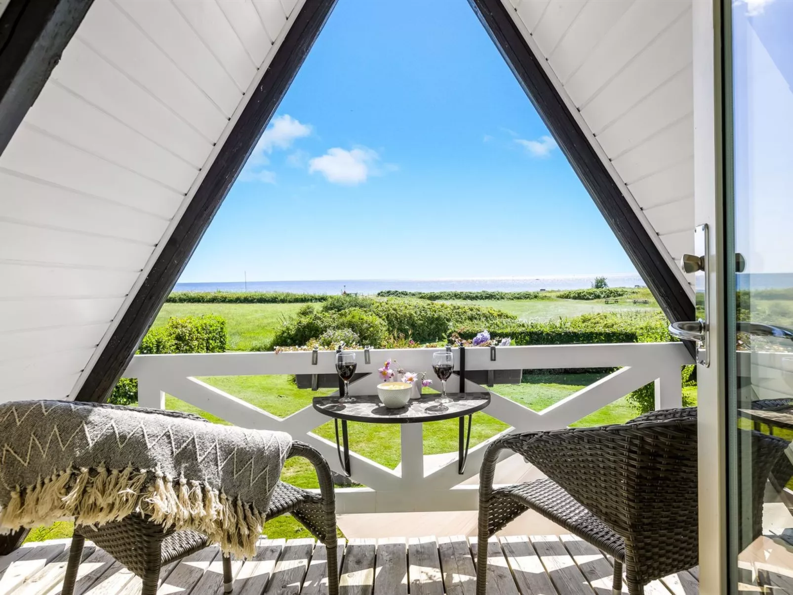 "Murtuz" - 50m from the sea-Buiten