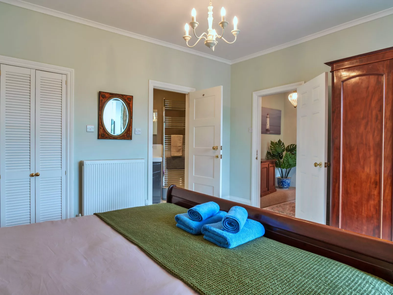 Hillside House-Binnen