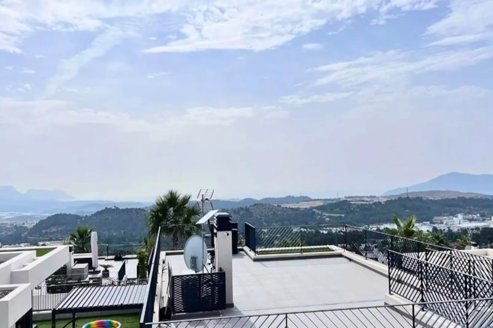 Villa Avec Piscine Priv&eacute;e Et Vues Magnifiques-Niet-getagd