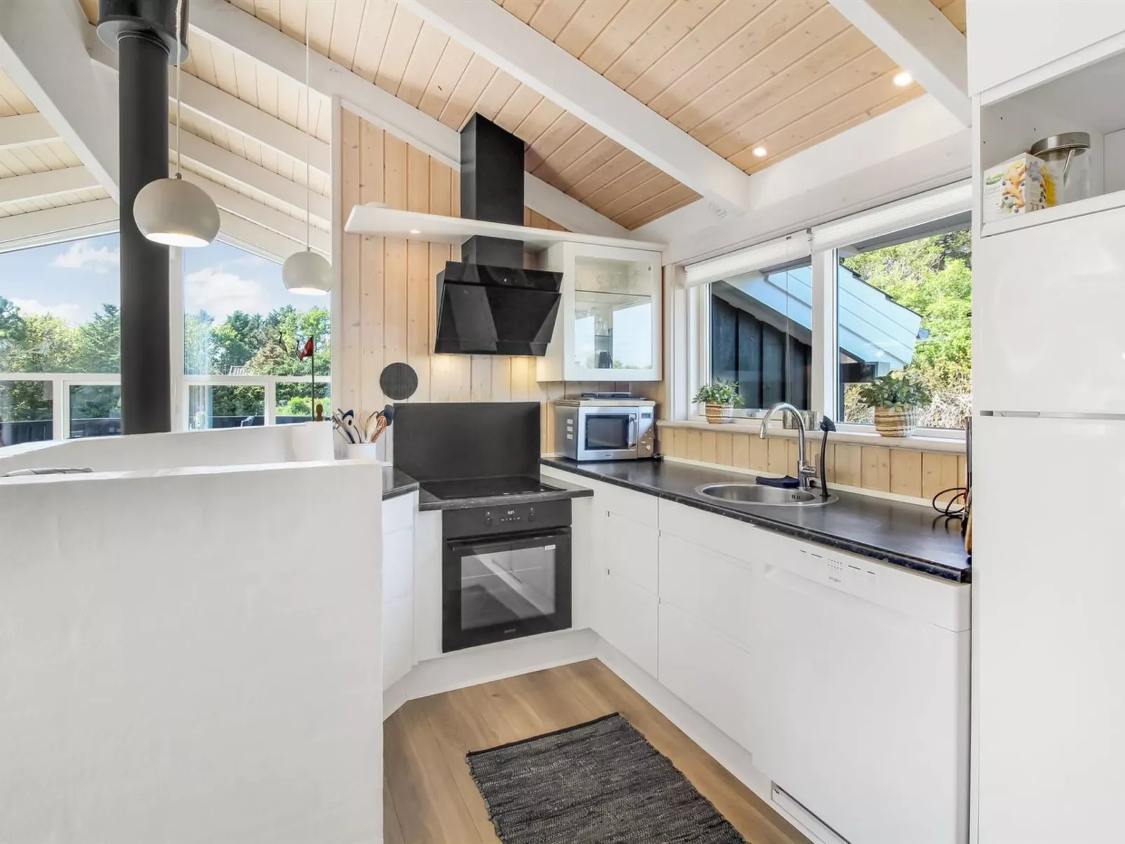 "Elvan" - 450m from the sea-Binnen