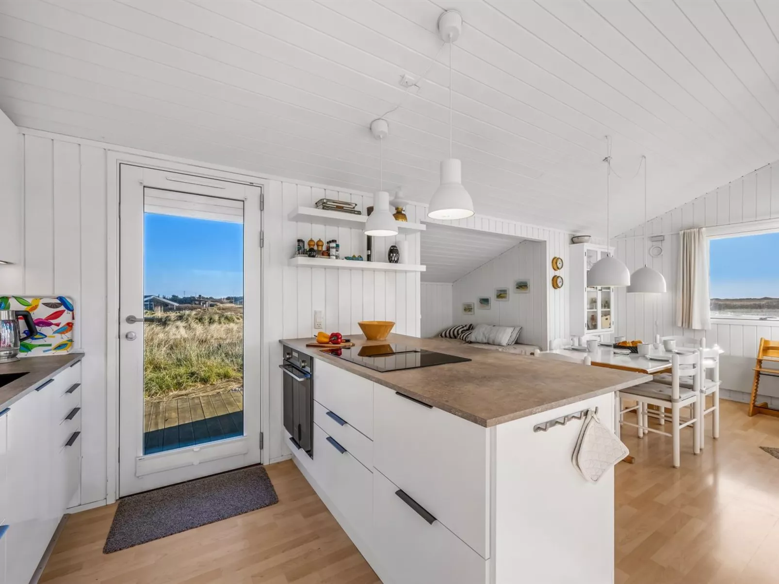 "Thorgny" -  from the sea-Binnen