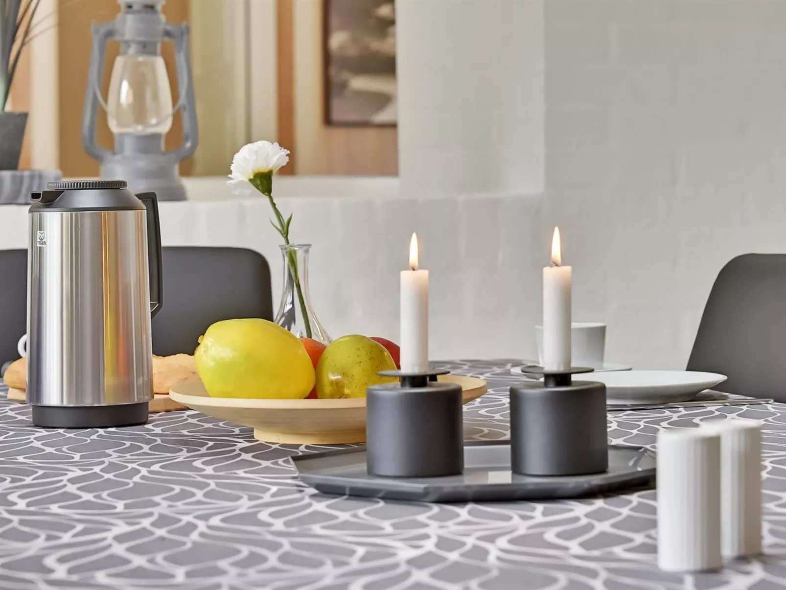 "Ellanor" - 1km from the sea-Binnen