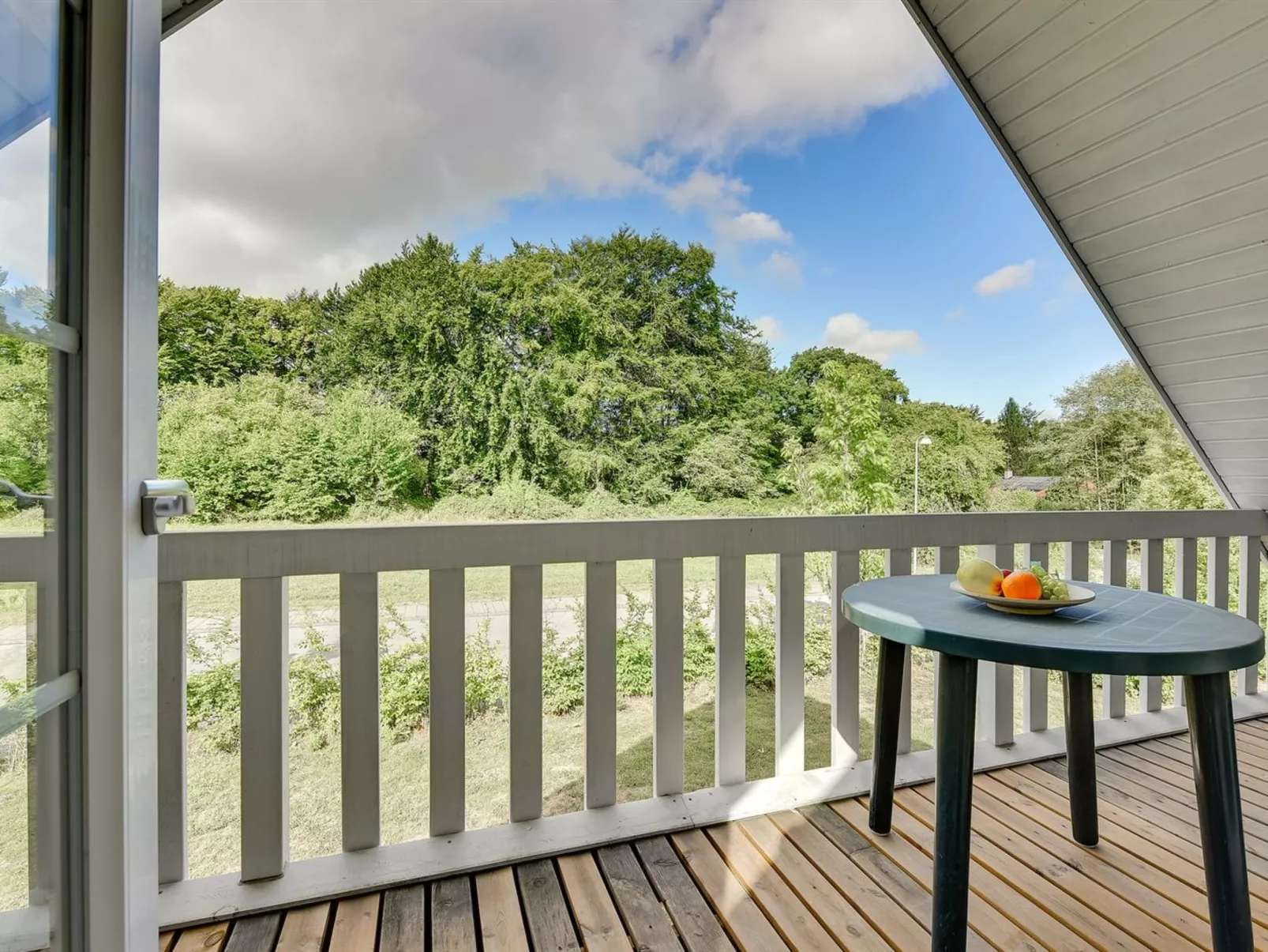 "Fausta" - 150m to the fjord-Buiten