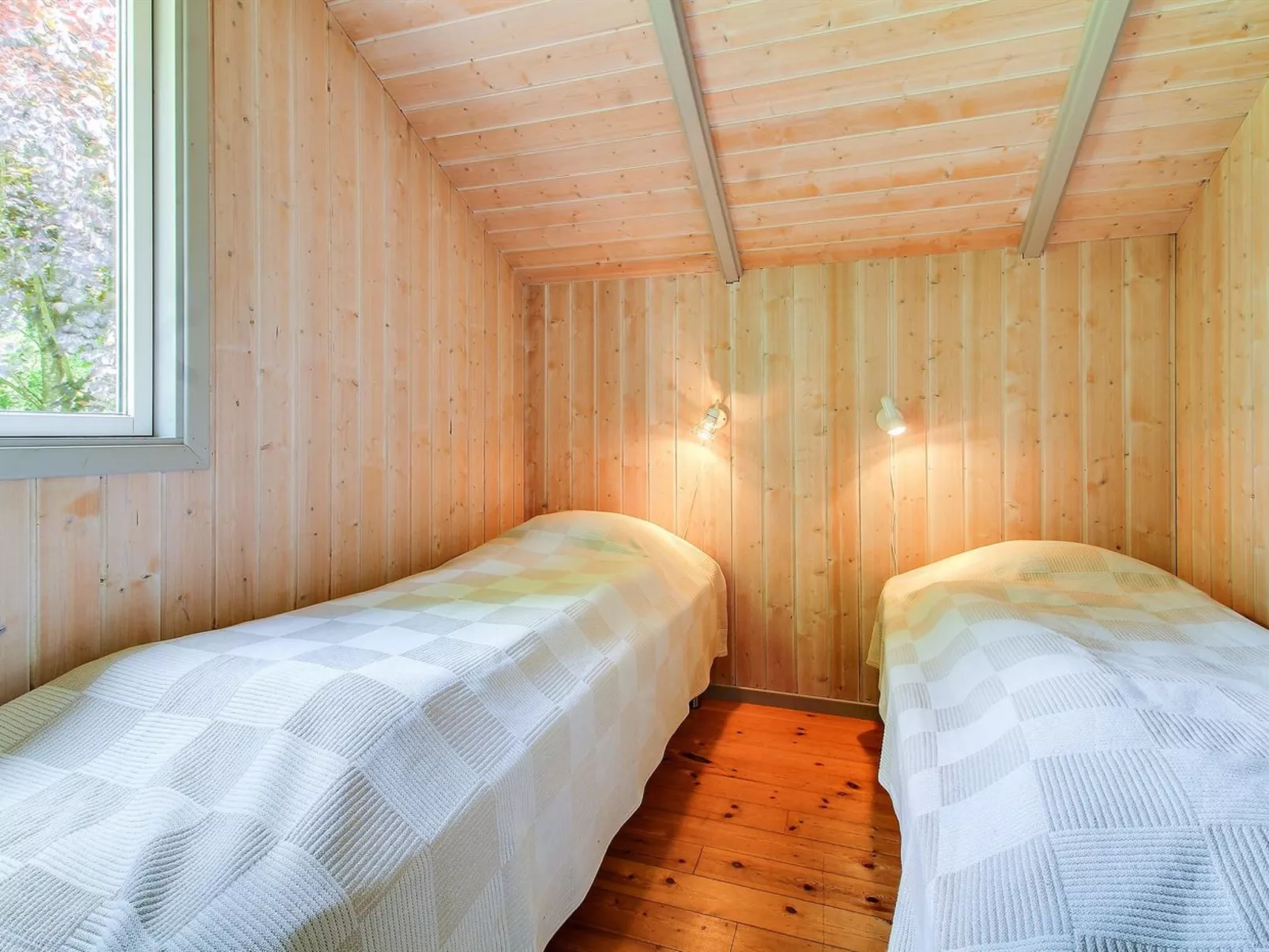 "Frederikke" - 28km from the sea-Binnen