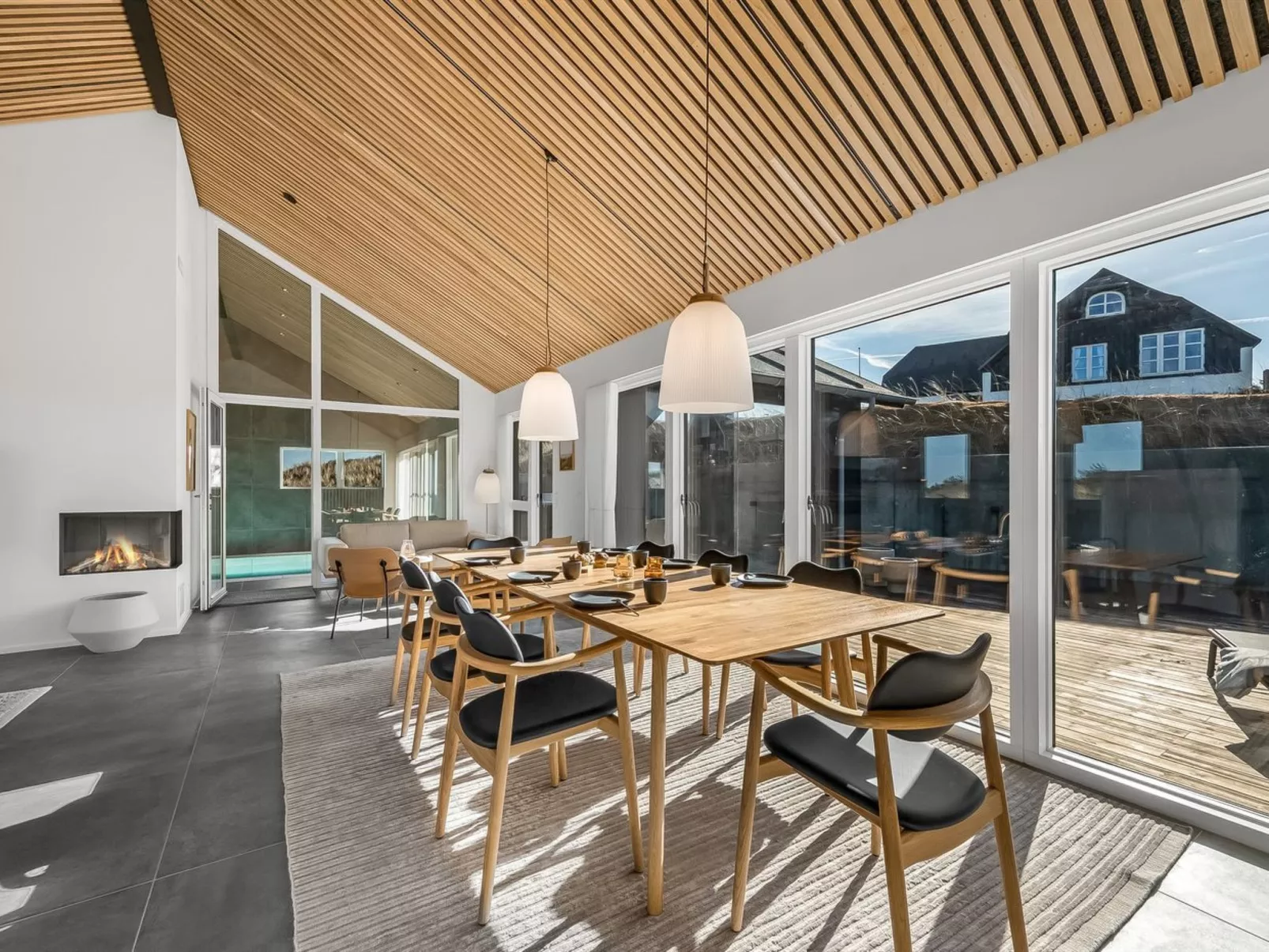 "Maximiliane" -  from the sea-Binnen