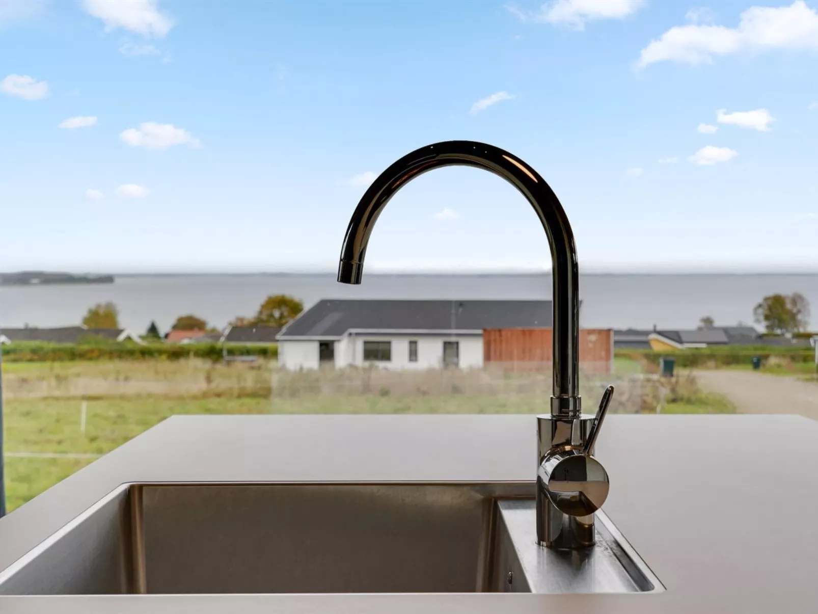 "Gunborg" - 400m from the sea-Buiten