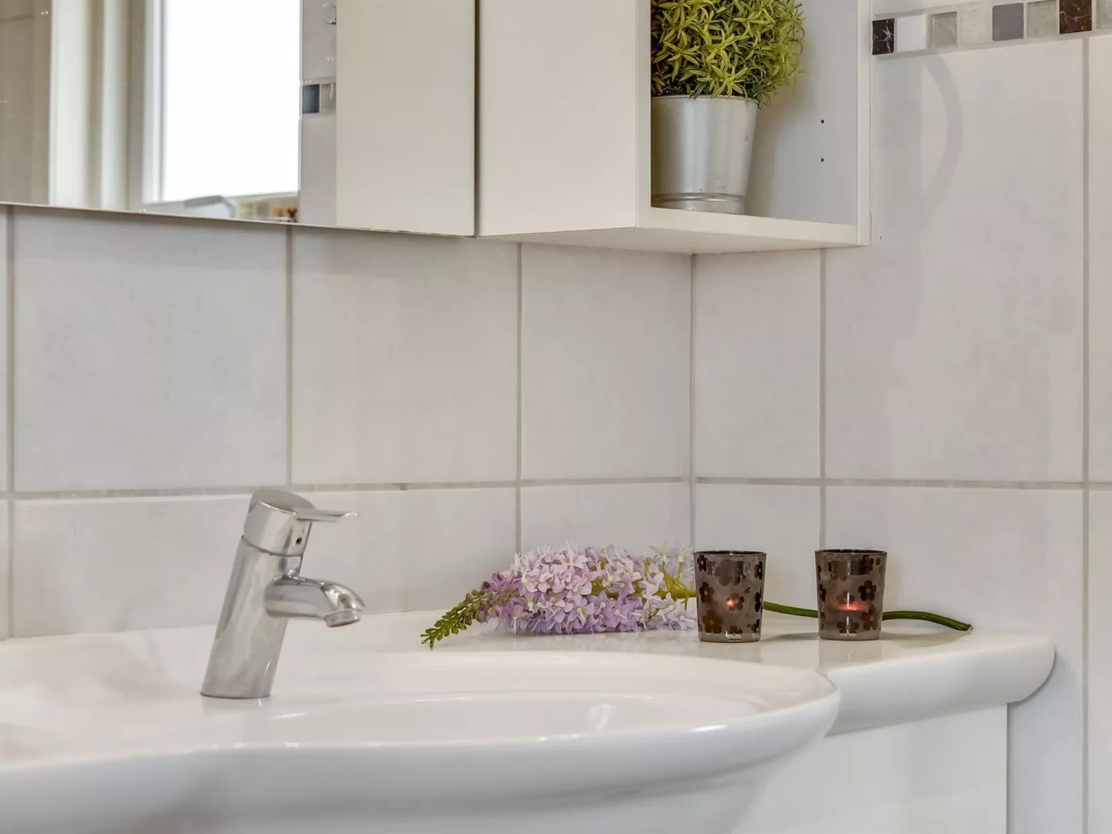 "Maj" - 150m from the sea-Binnen