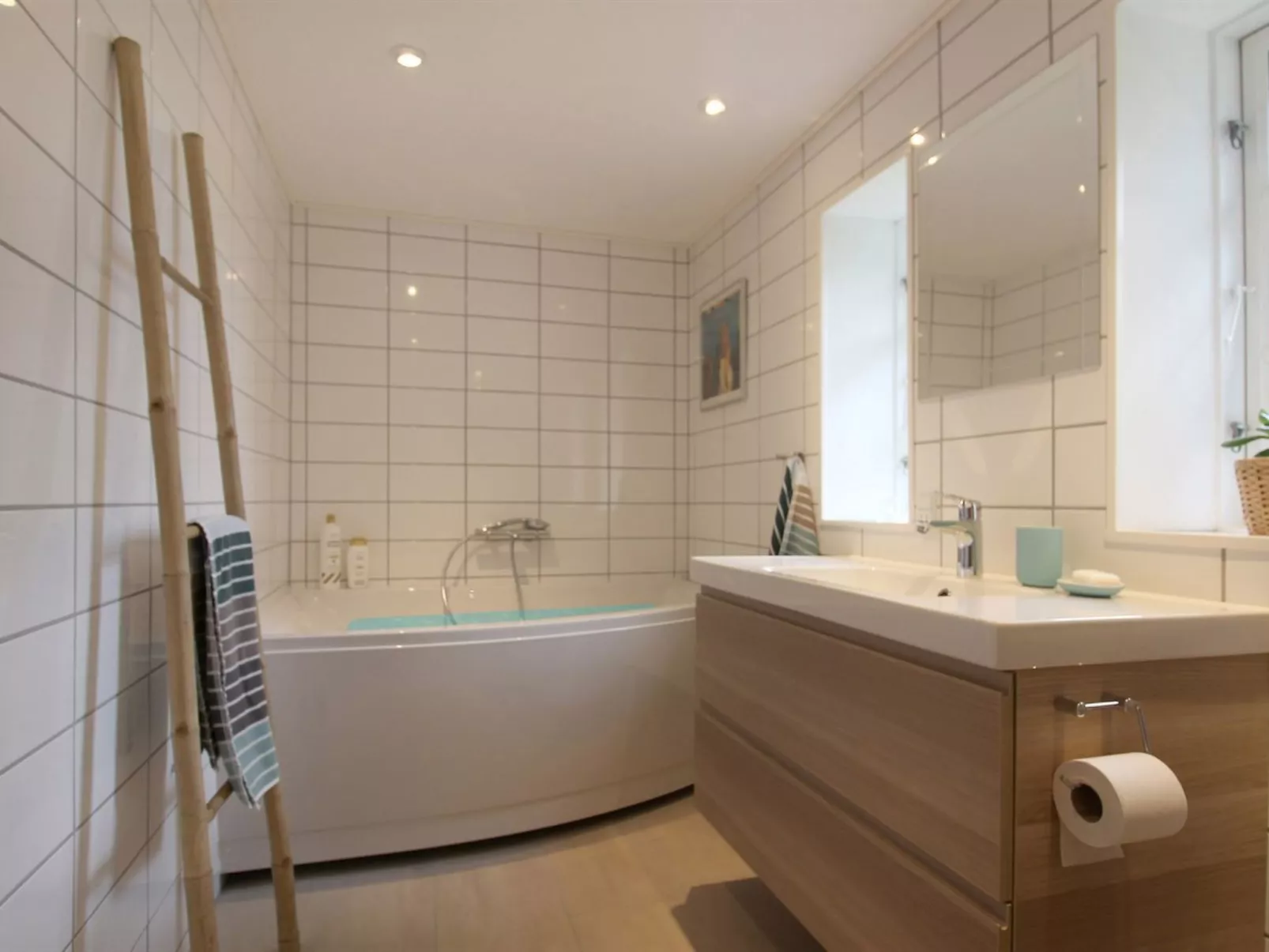 "Harre" - 300m from the sea-Binnen