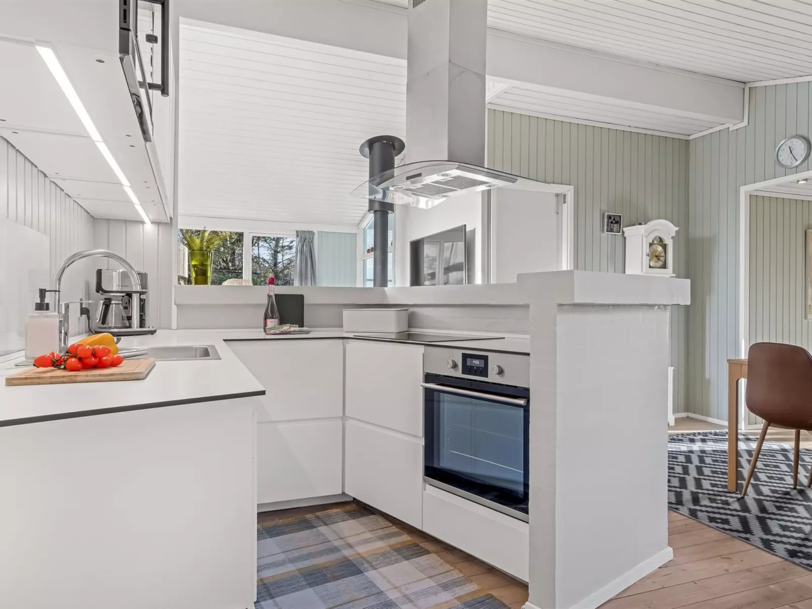 "Halwarth" - 250m from the sea-Binnen